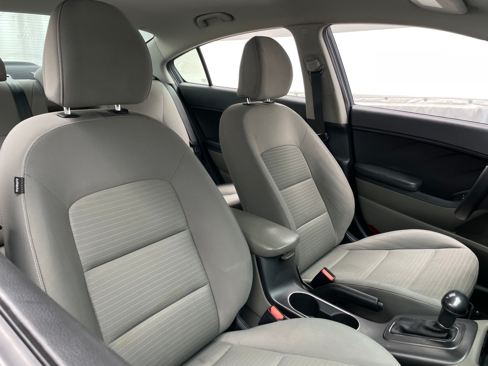 Thumbnail: 2016 Kia Forte - 2