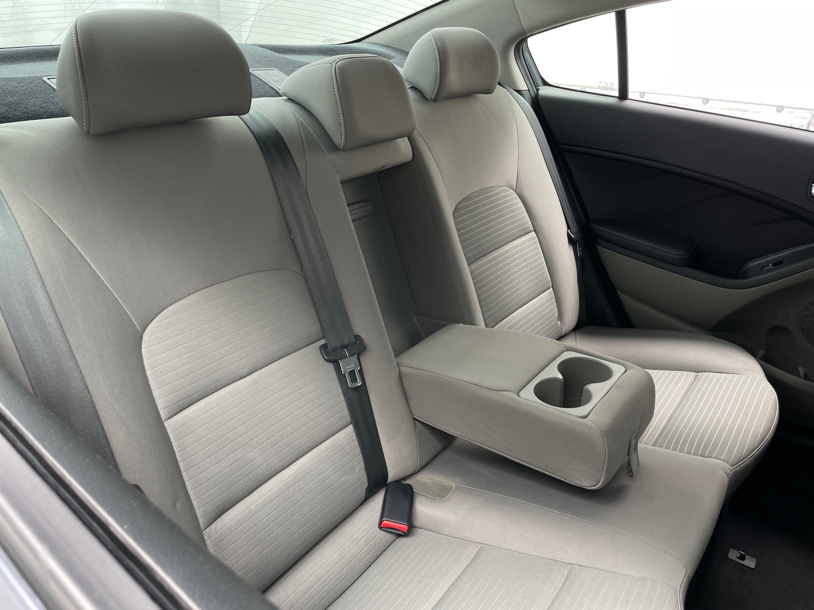 Thumbnail: 2016 Kia Forte - 6