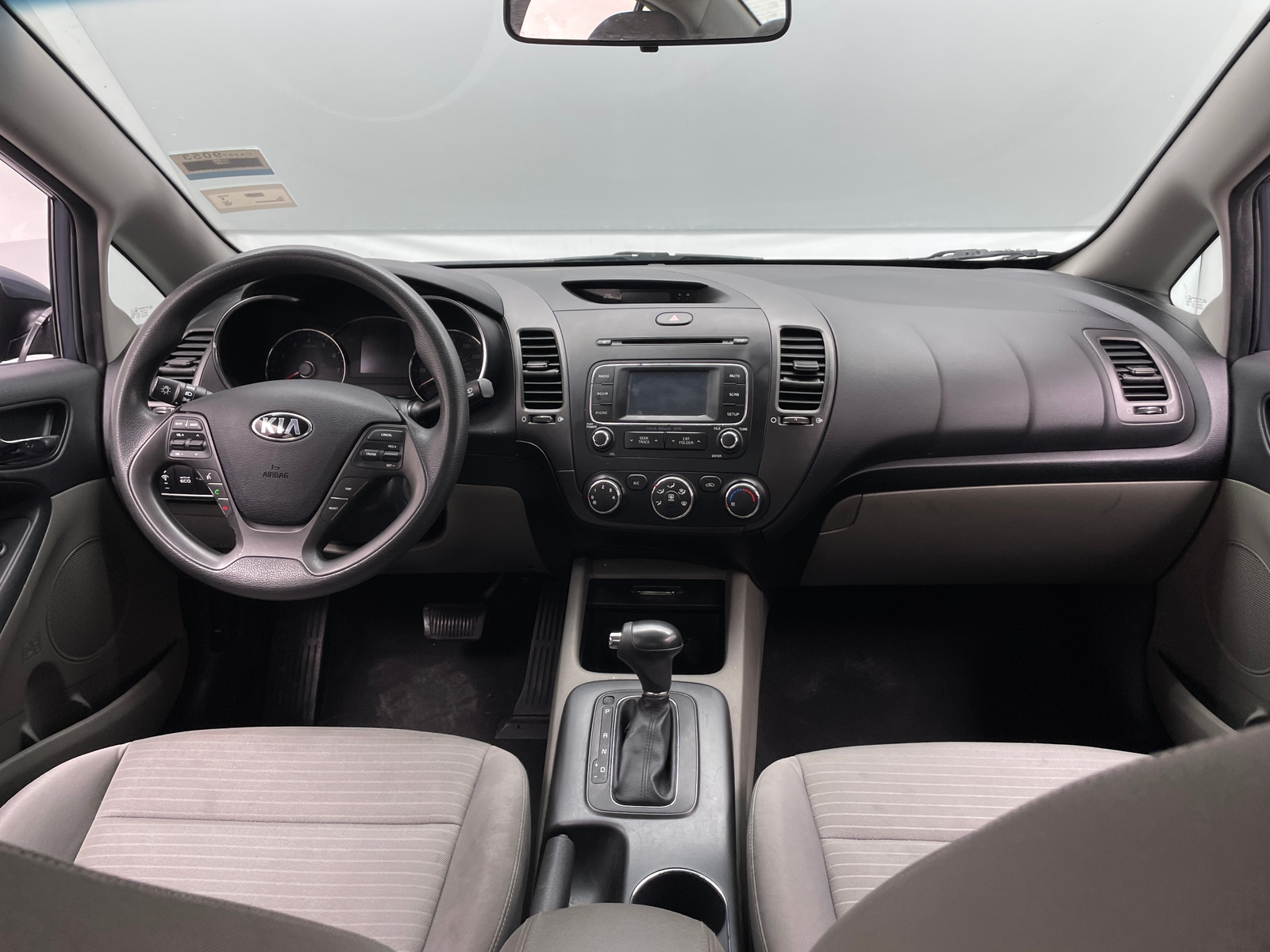 Thumbnail: 2016 Kia Forte - 3