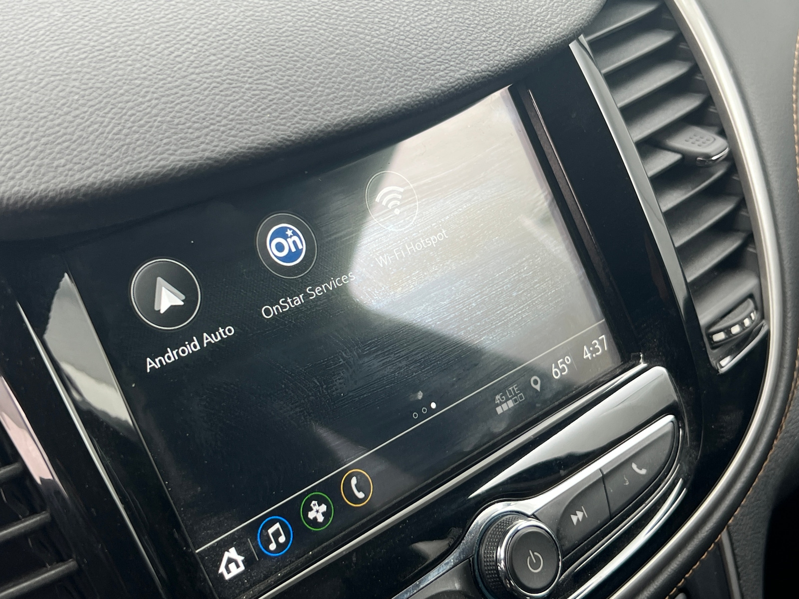 Thumbnail: 2018 Chevrolet Trax - 4