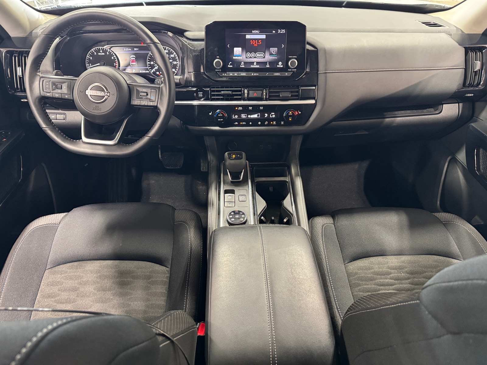 Thumbnail: 2025 Nissan Pathfinder - 3