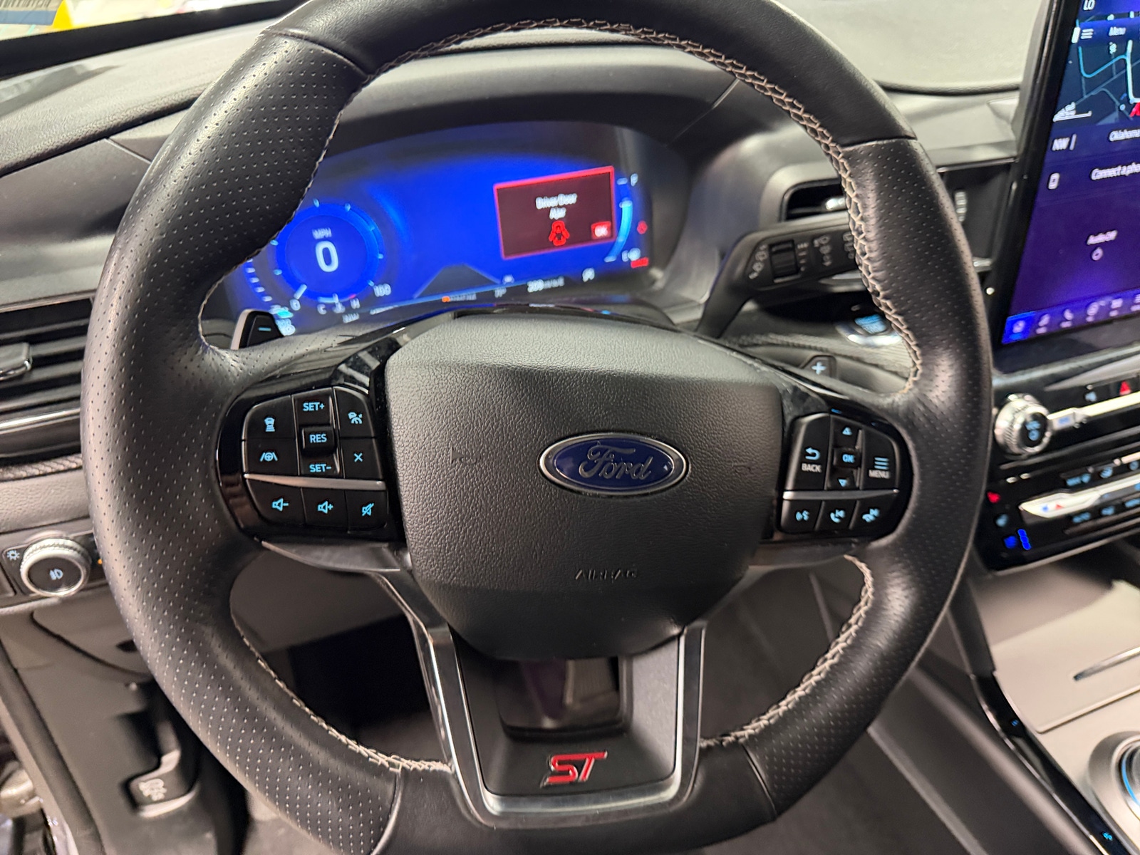 Thumbnail: 2023 Ford Explorer - 4