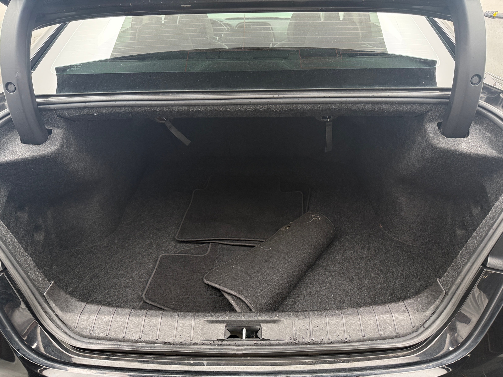 Thumbnail: 2017 Nissan Maxima - 6