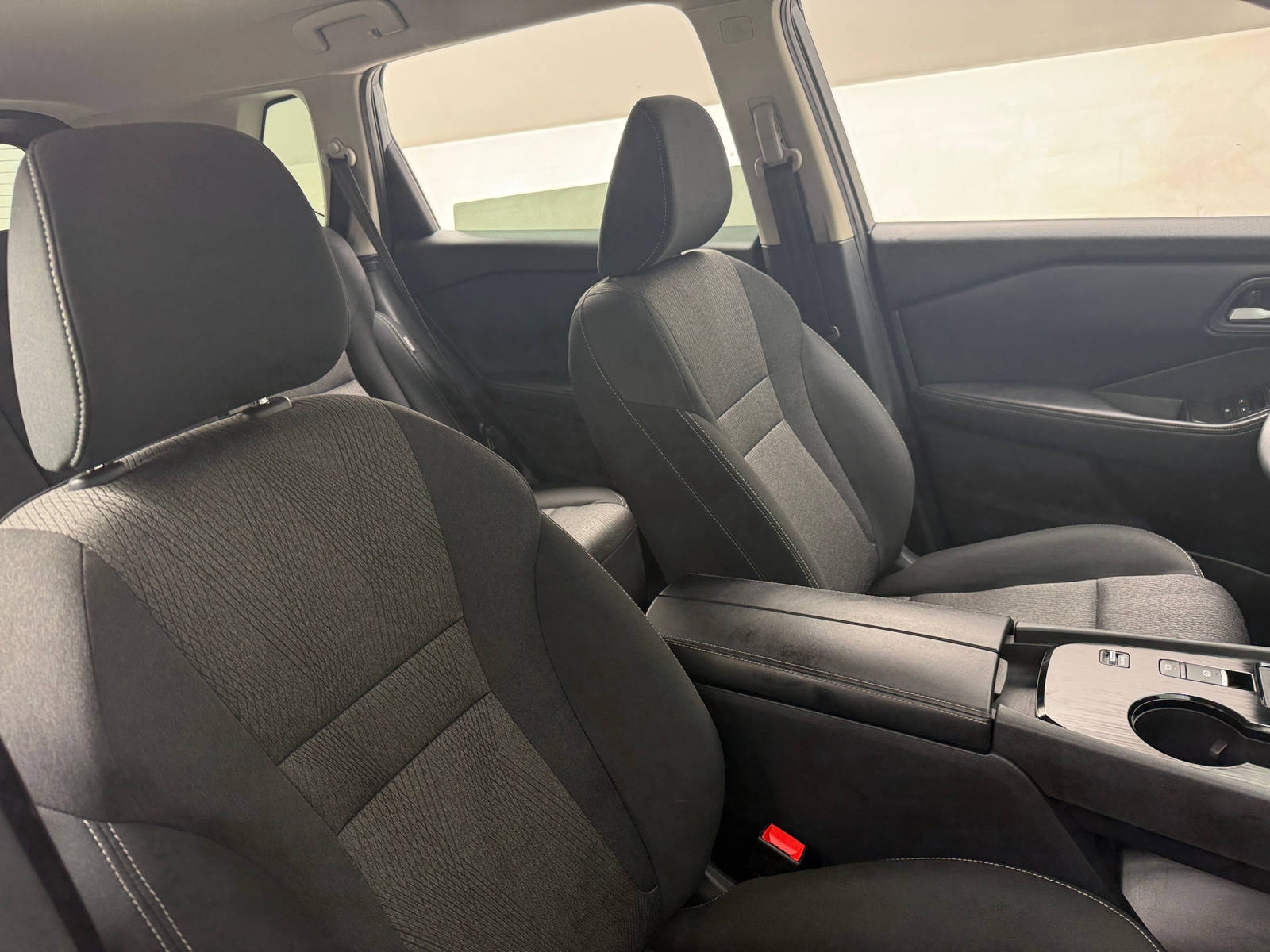 Thumbnail: 2025 Nissan Rogue - 2