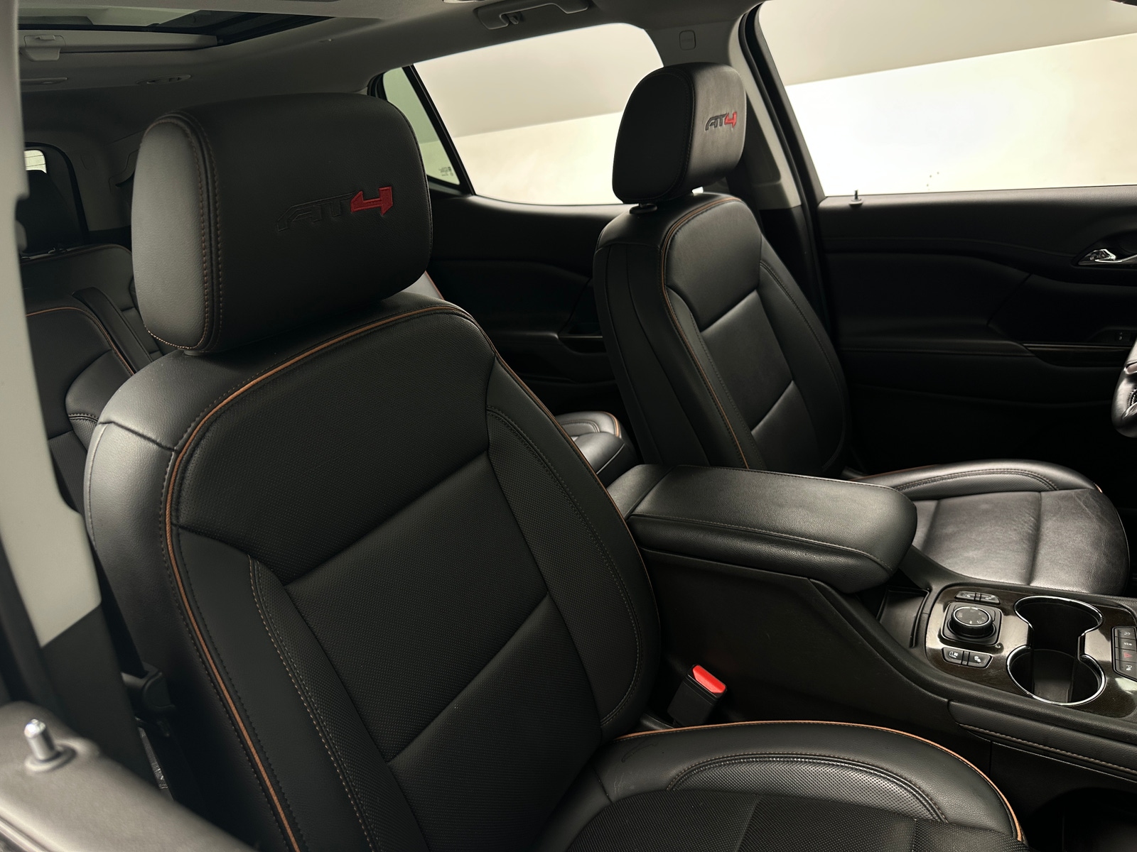Thumbnail: 2022 GMC Acadia - 2