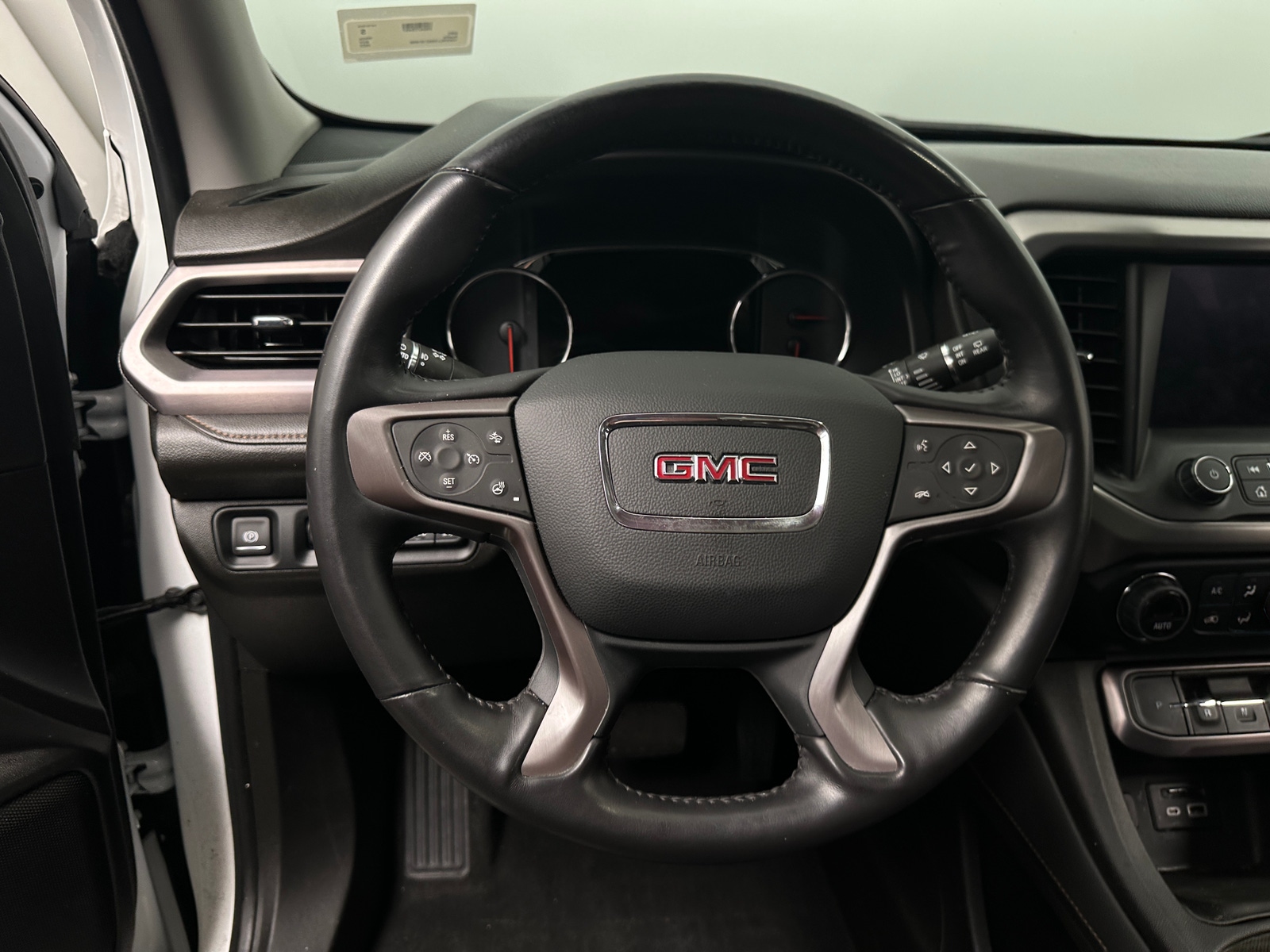 Thumbnail: 2022 GMC Acadia - 5