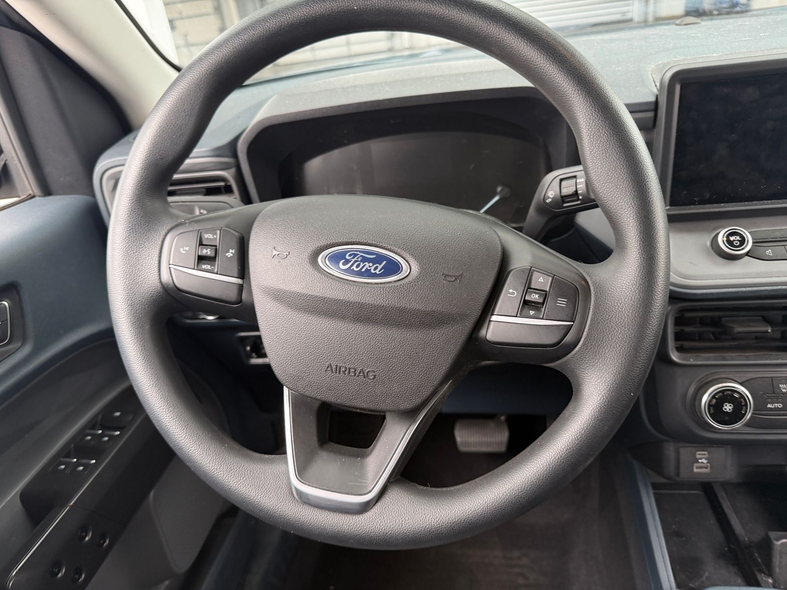 Thumbnail: 2022 Ford Maverick - 5