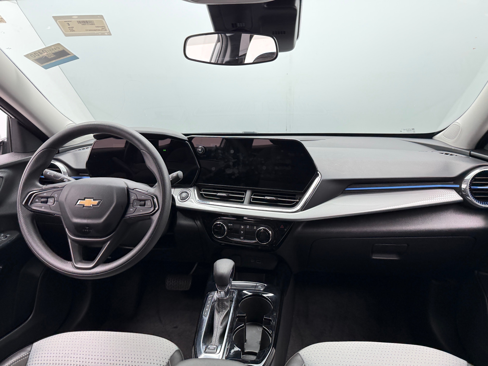 Thumbnail: 2025 Chevrolet Trax - 3