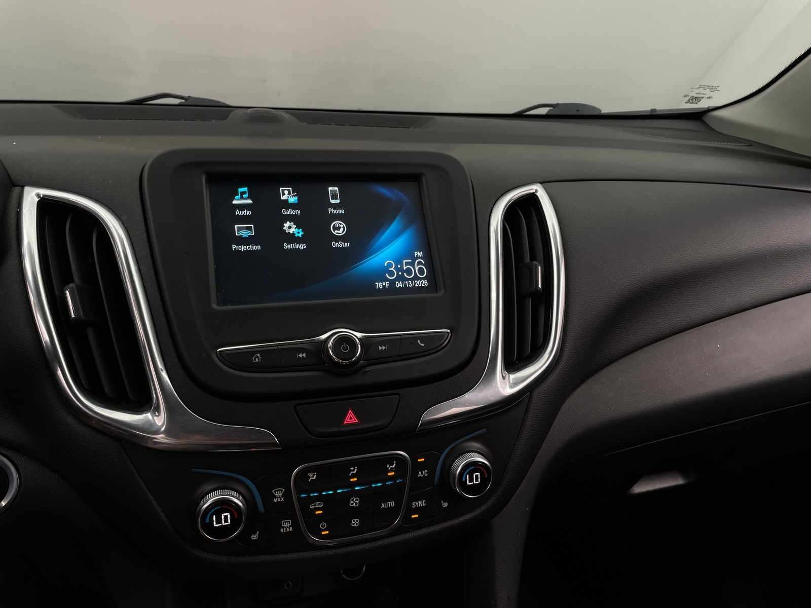 Thumbnail: 2018 Chevrolet Equinox - 4