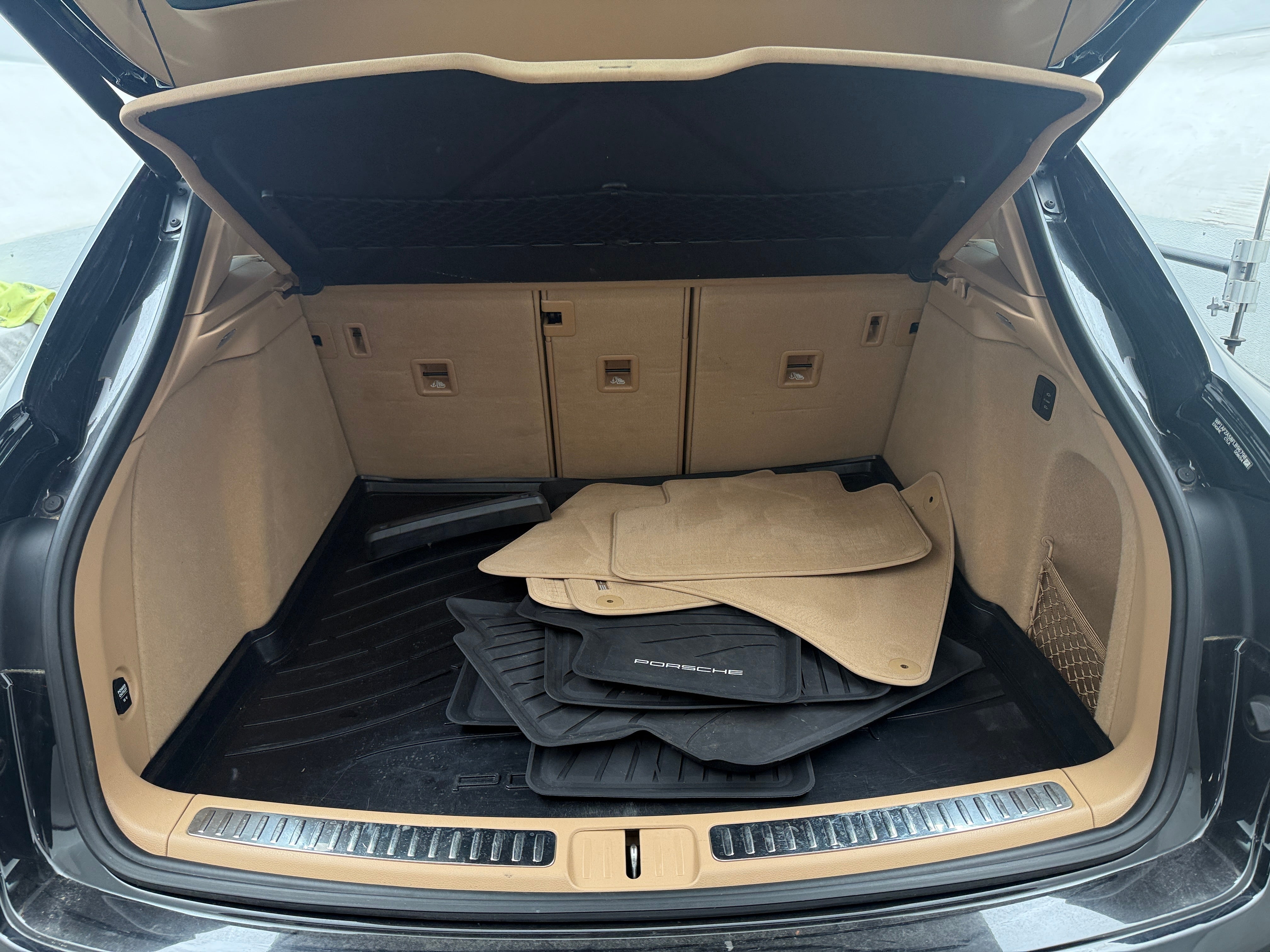 2015 Porsche Macan Turbo - Photo 6