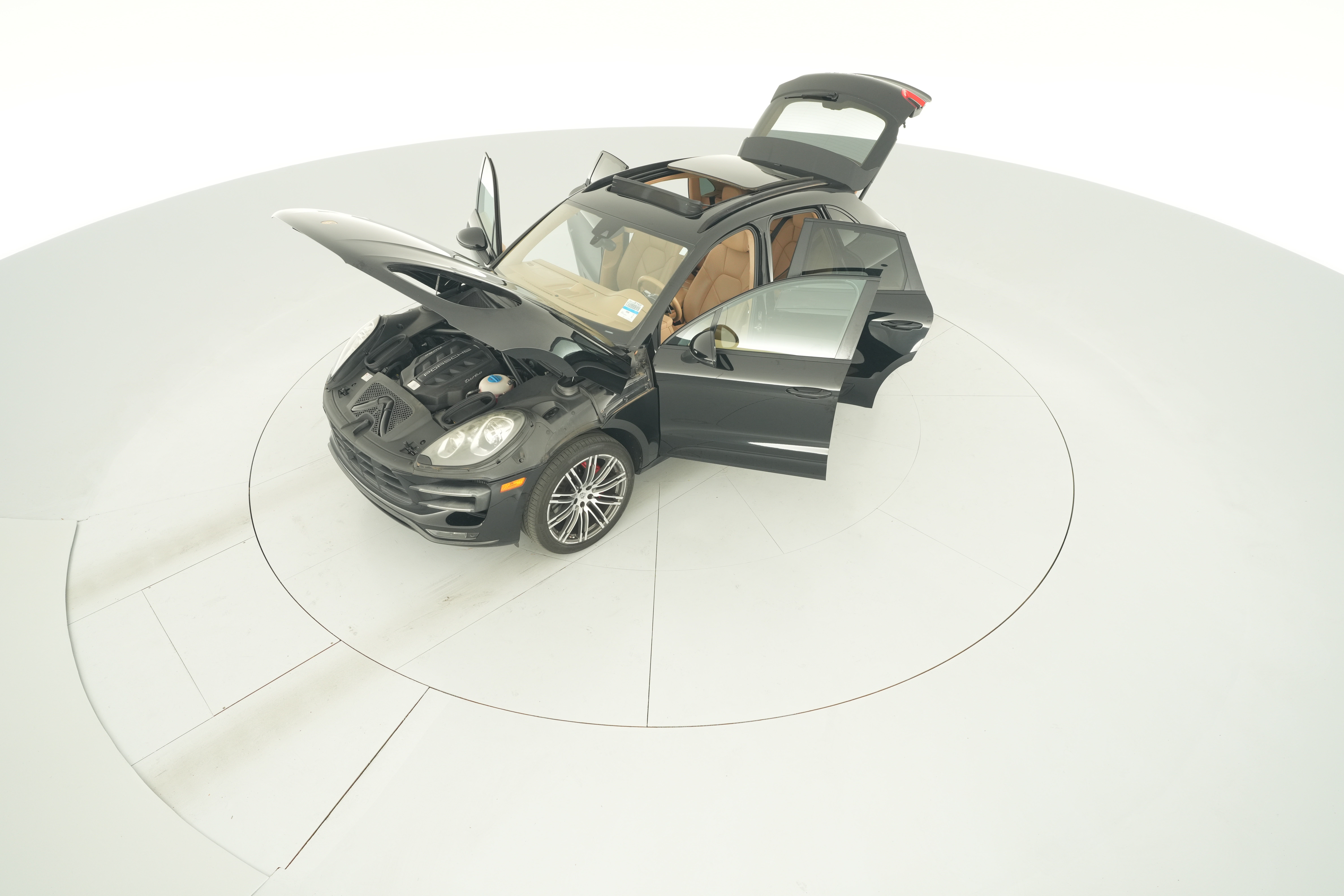 2015 Porsche Macan Turbo - Photo 46