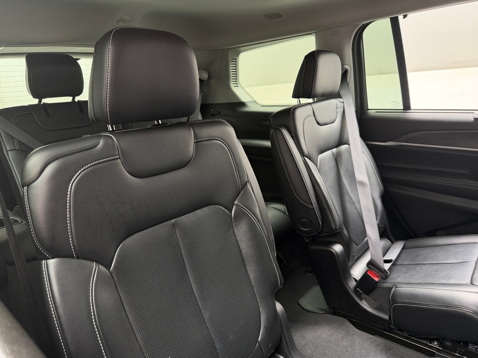 Thumbnail: 2021 Jeep Grand Cherokee L - 5