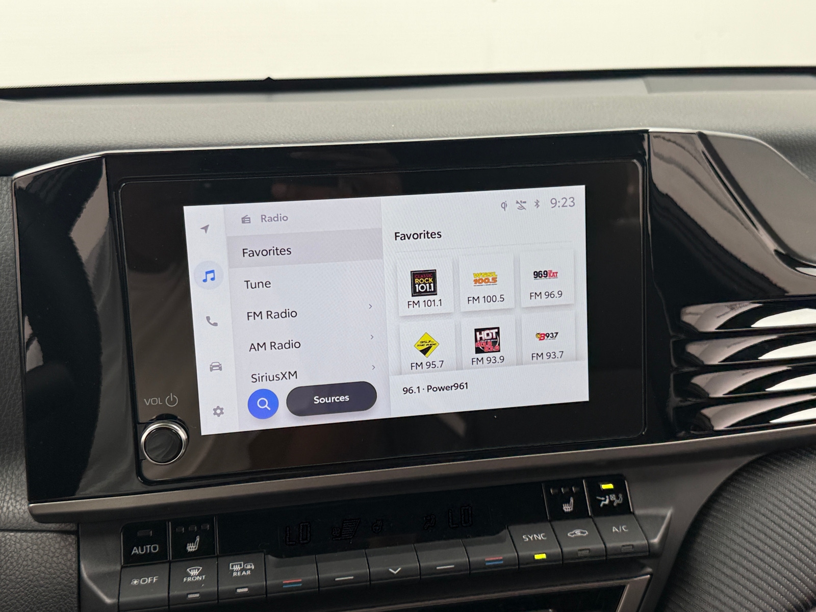 Thumbnail: 2025 Toyota Camry - 4