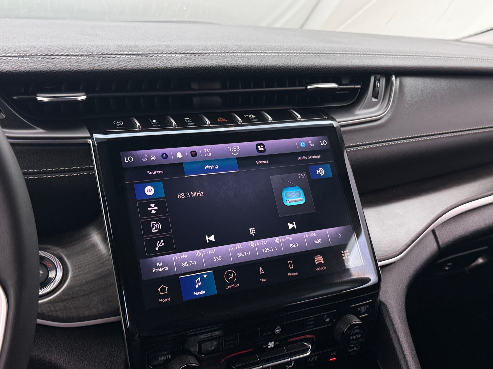 Thumbnail: 2023 Jeep Grand Cherokee - 3