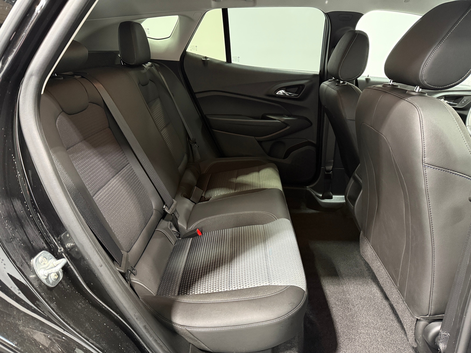 Thumbnail: 2025 Chevrolet Trax - 6