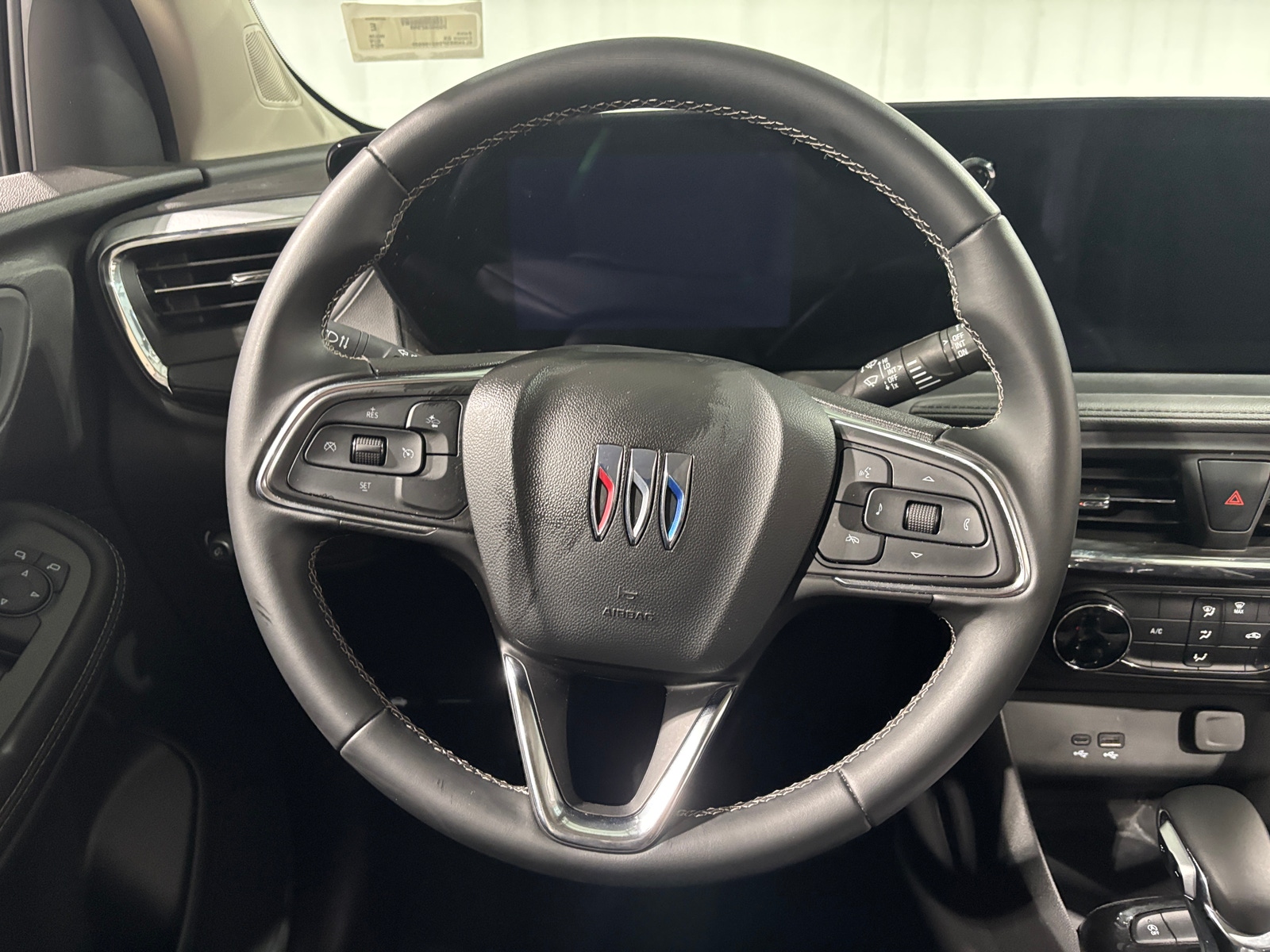 Thumbnail: 2025 Buick Encore GX - 4