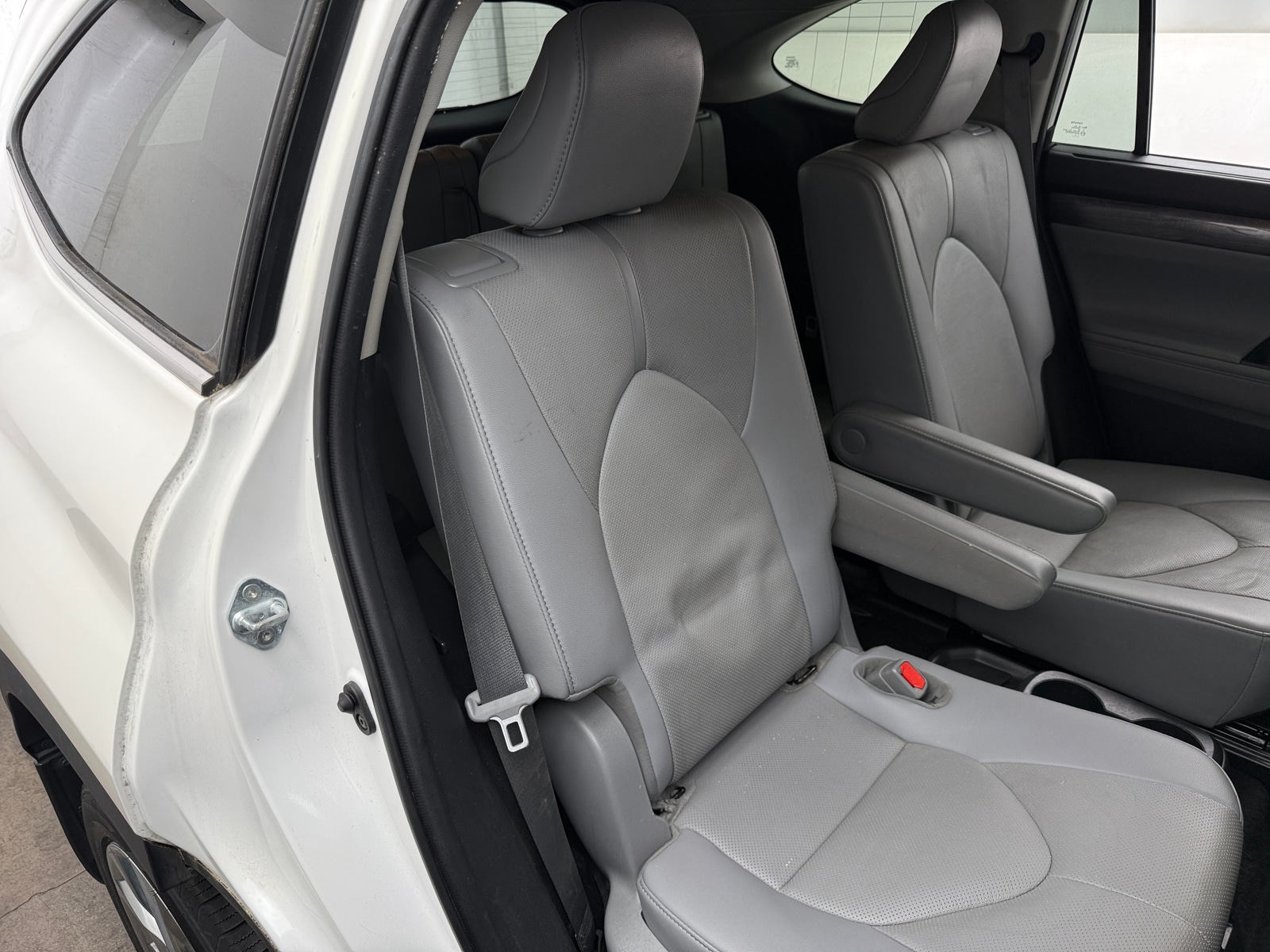 Thumbnail: 2021 Toyota Highlander - 5