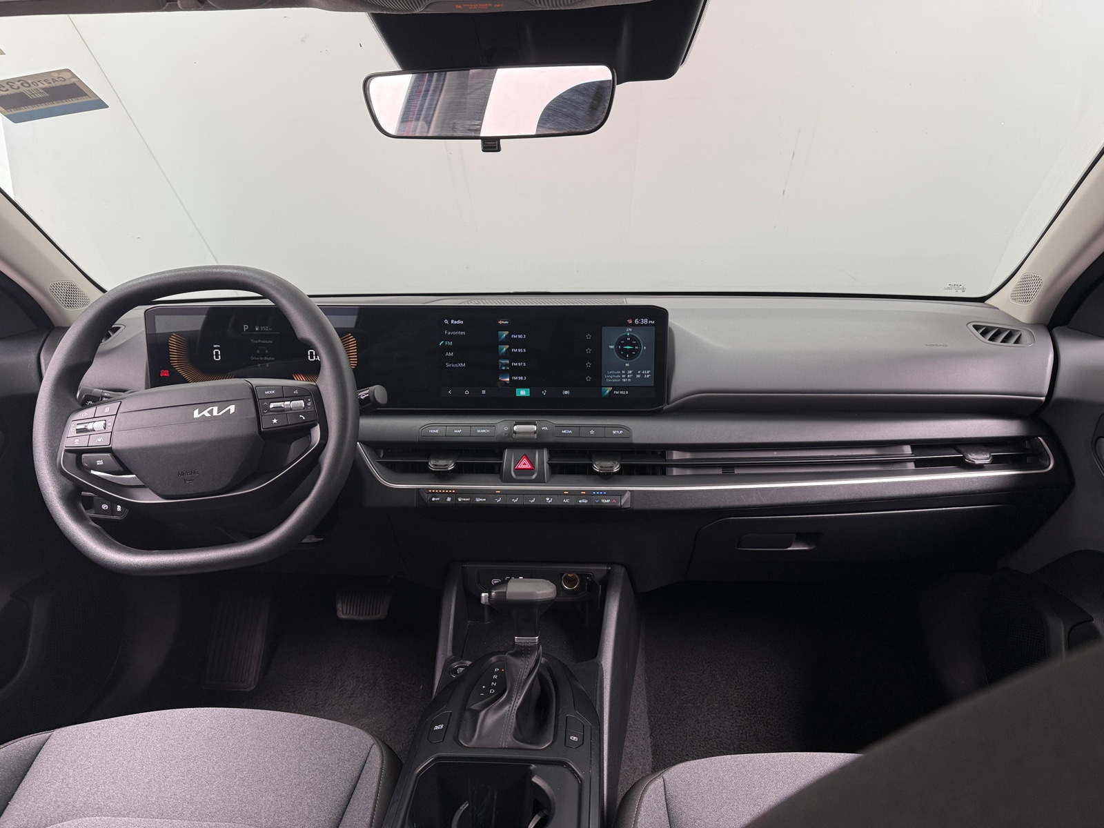 Thumbnail: 2025 Kia K4 - 3