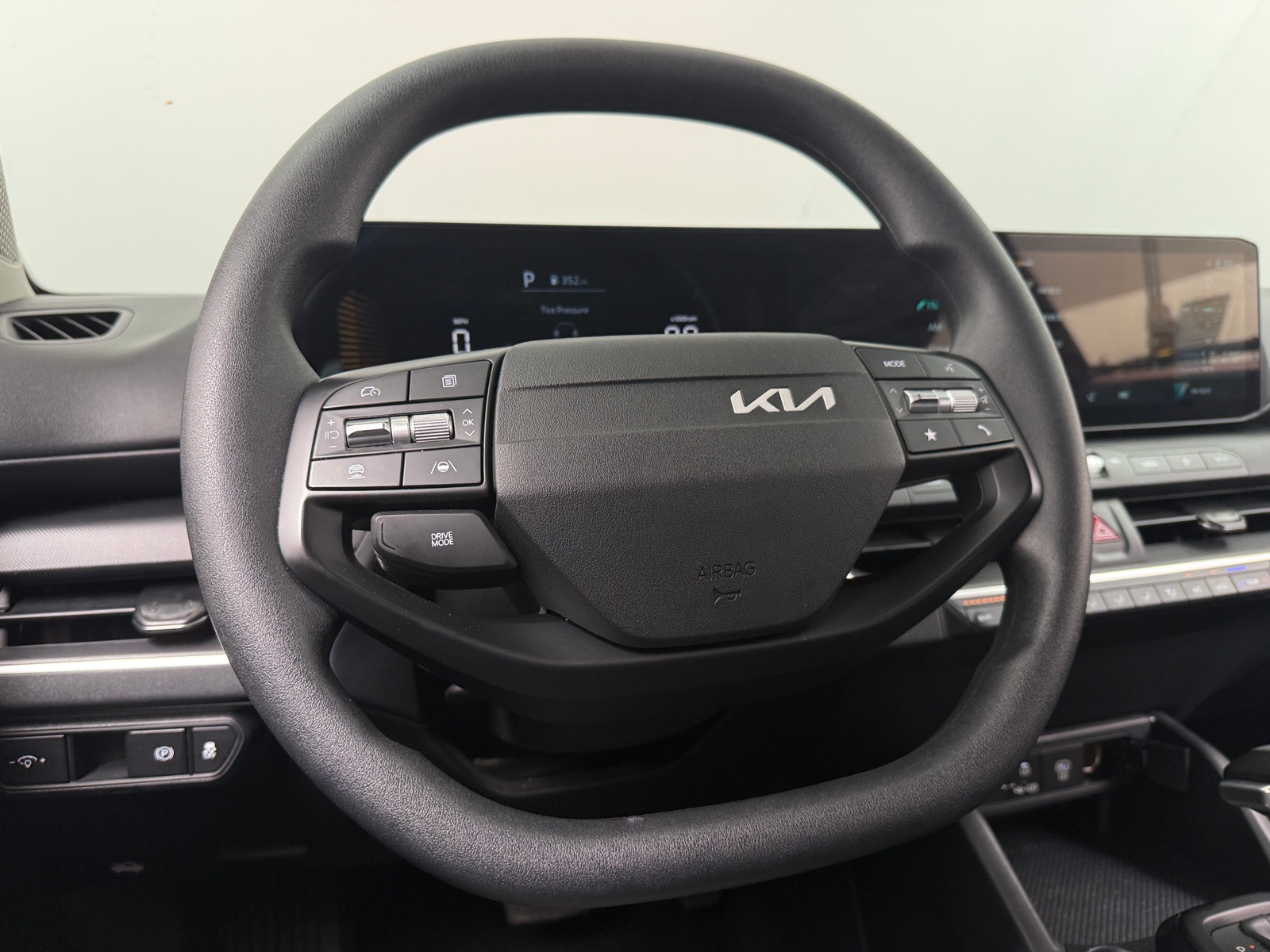 Thumbnail: 2025 Kia K4 - 5