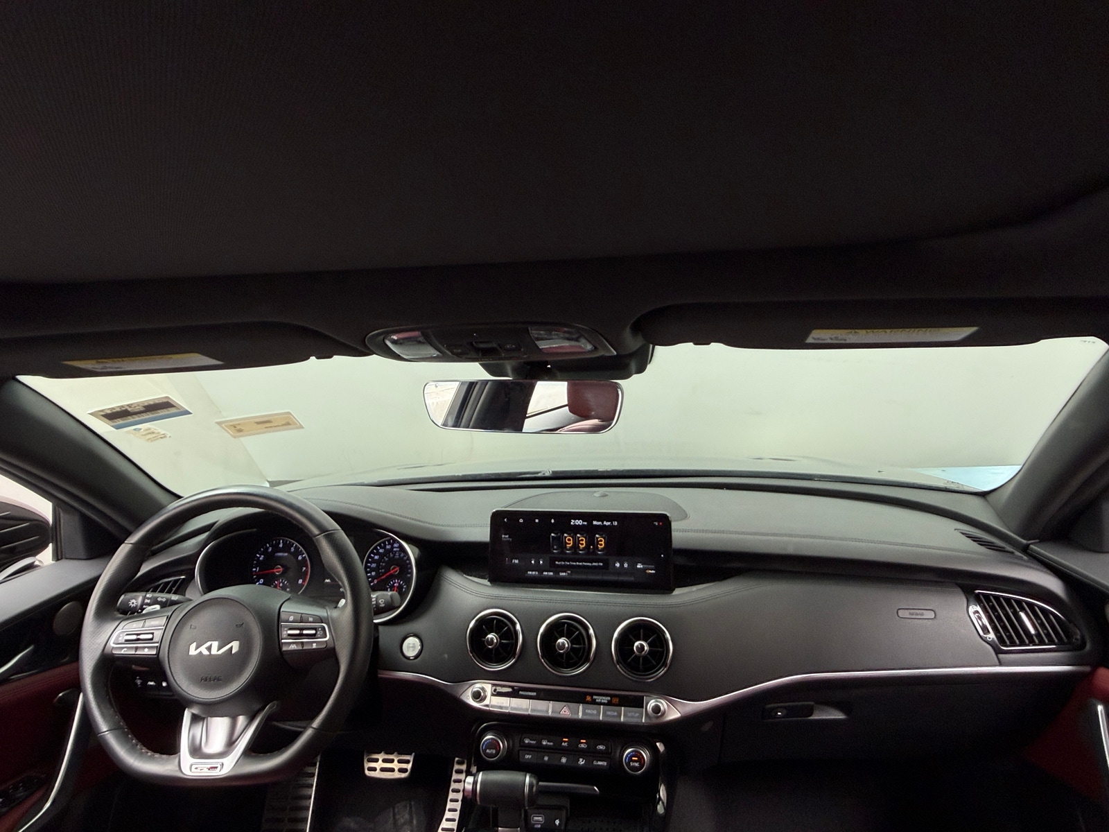 Thumbnail: 2022 Kia Stinger - 2