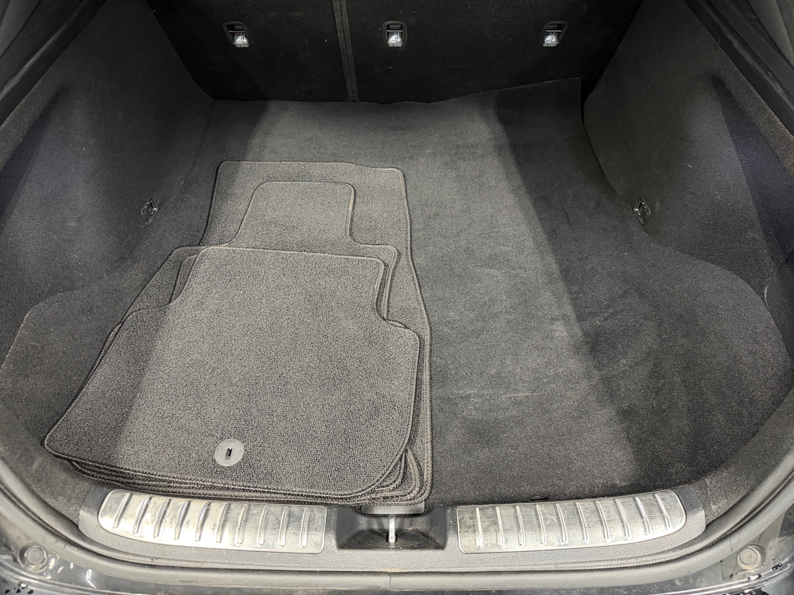 Thumbnail: 2022 Kia Stinger - 6