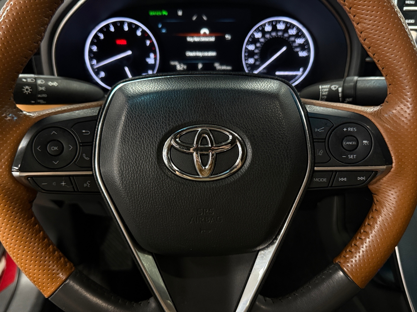 Thumbnail: 2019 Toyota Avalon - 4