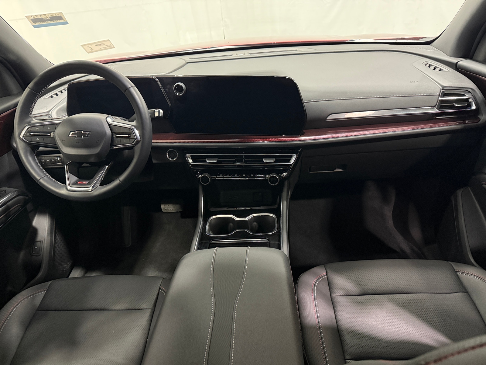 Thumbnail: 2025 Chevrolet Traverse - 2