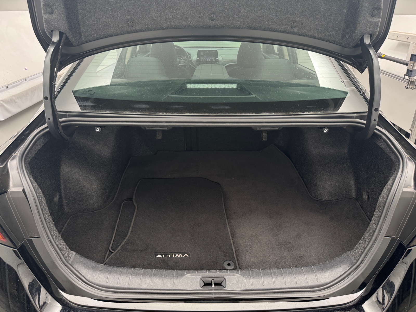 Thumbnail: 2025 Nissan Altima - 7