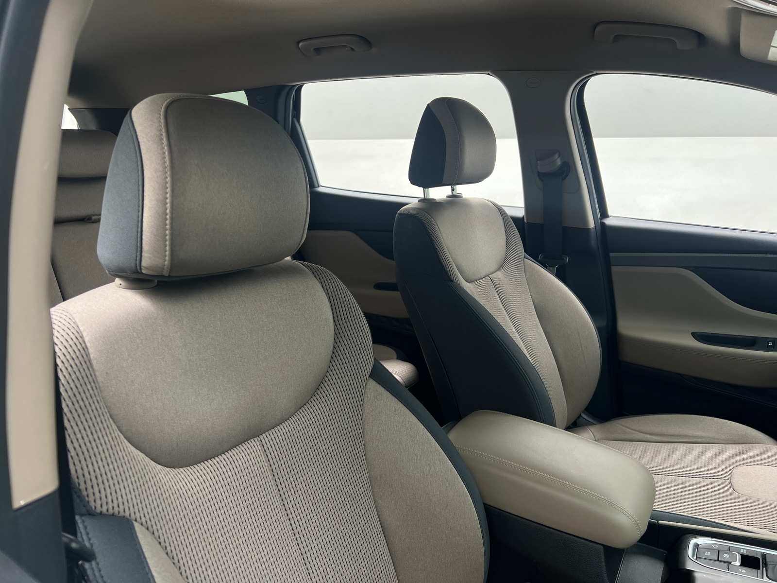 Thumbnail: 2019 Hyundai Santa Fe - 2