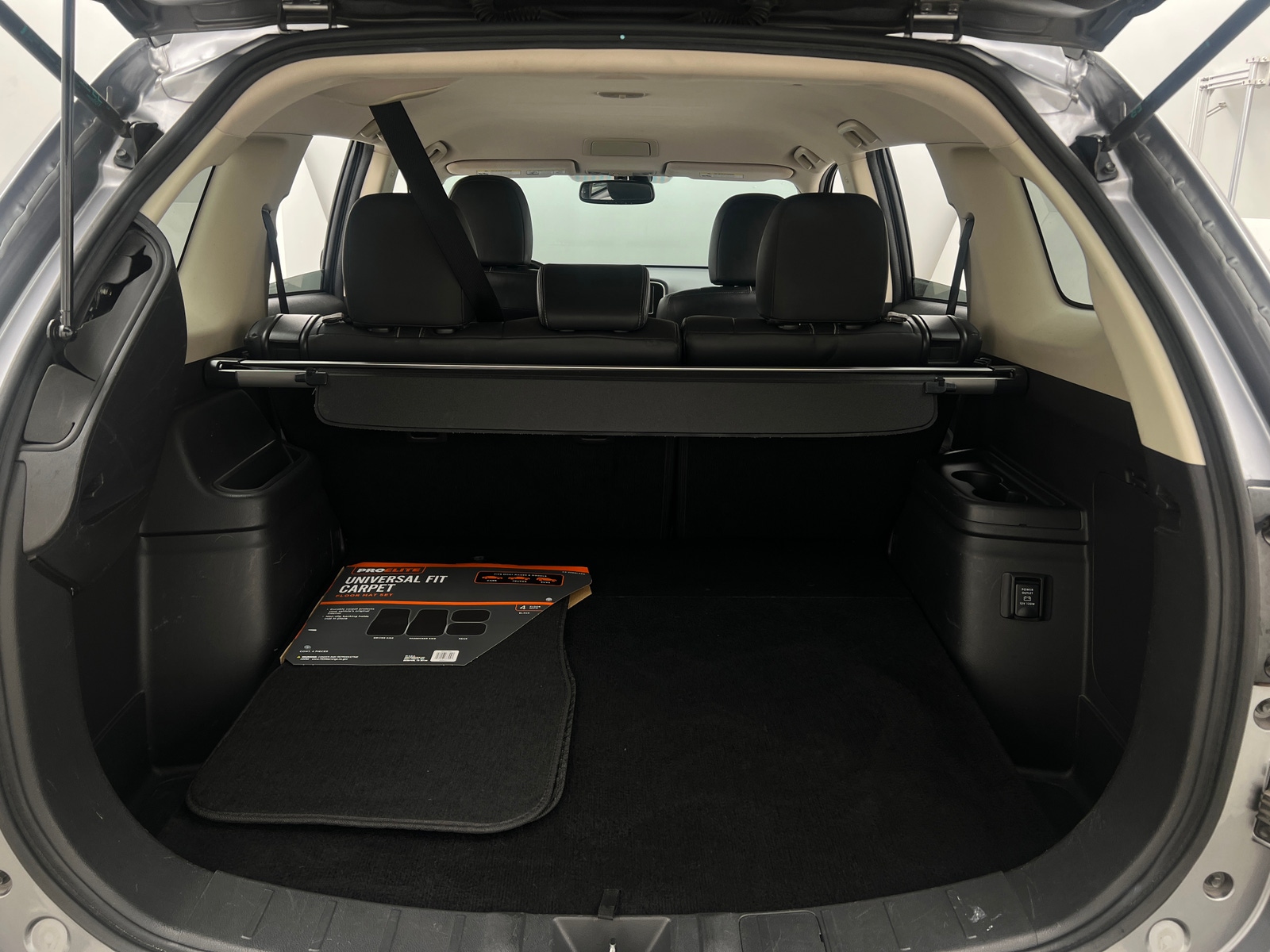 Thumbnail: 2018 Mitsubishi Outlander - 6