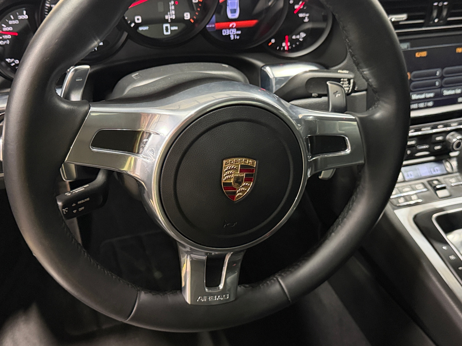 Thumbnail: 2014 Porsche 911 - 3