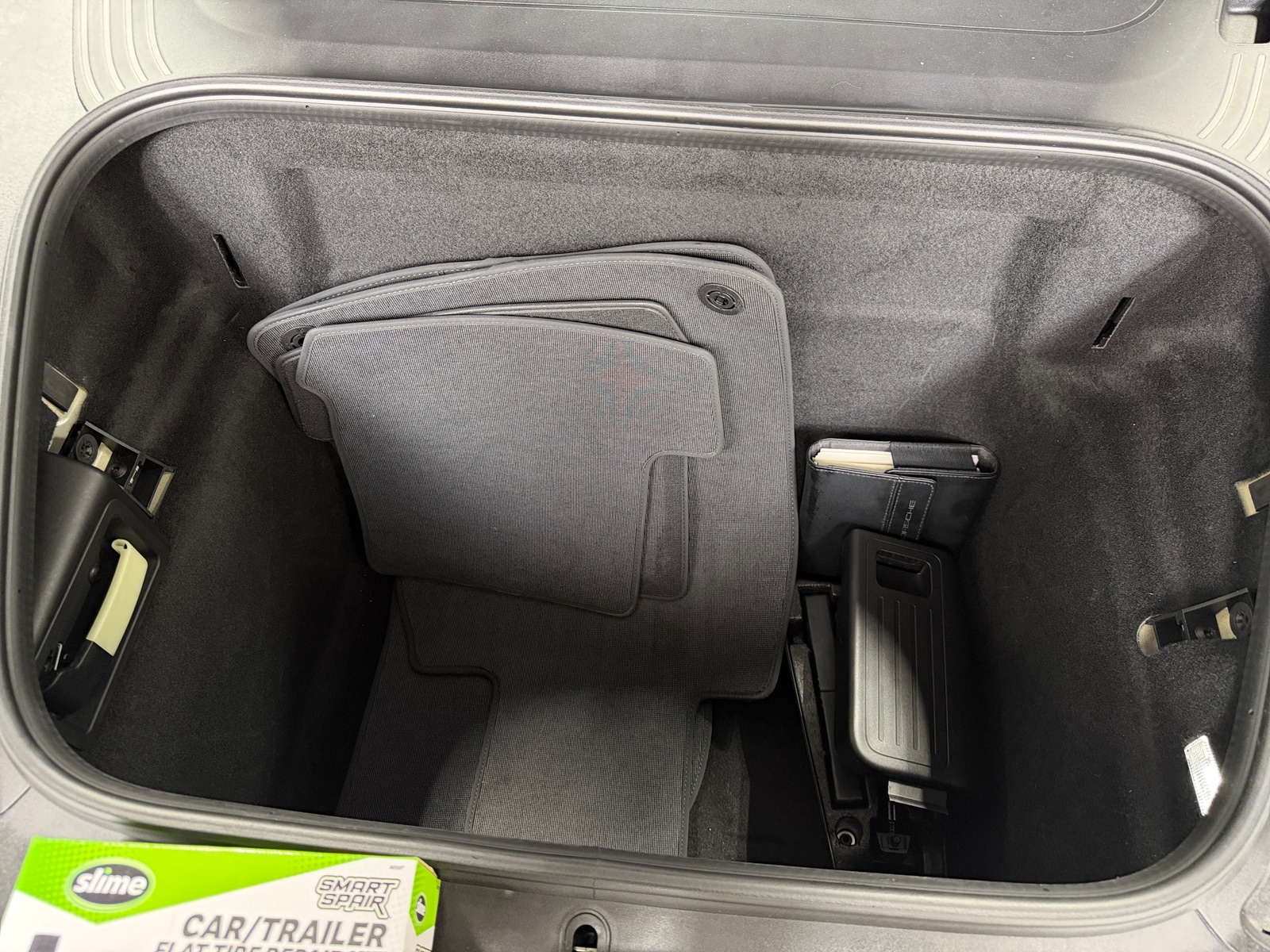 Thumbnail: 2014 Porsche 911 - 4