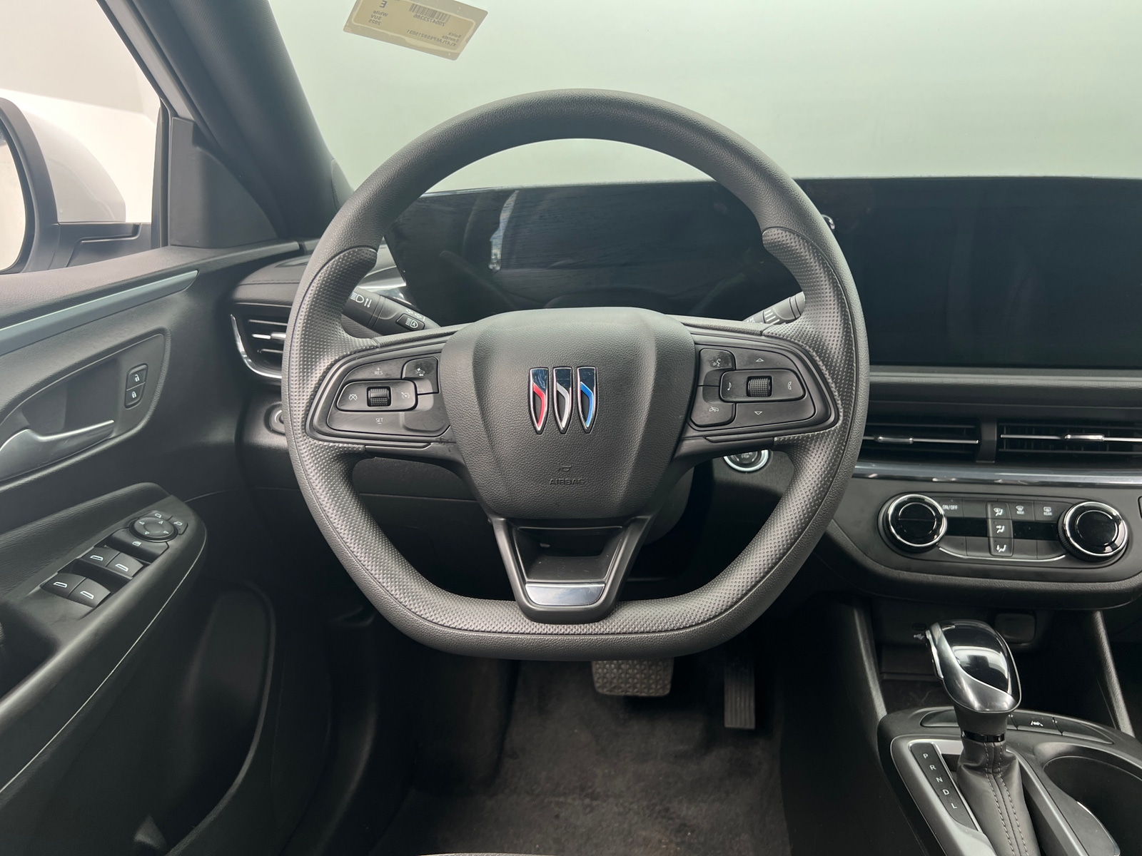 Thumbnail: 2025 Buick Envista - 4