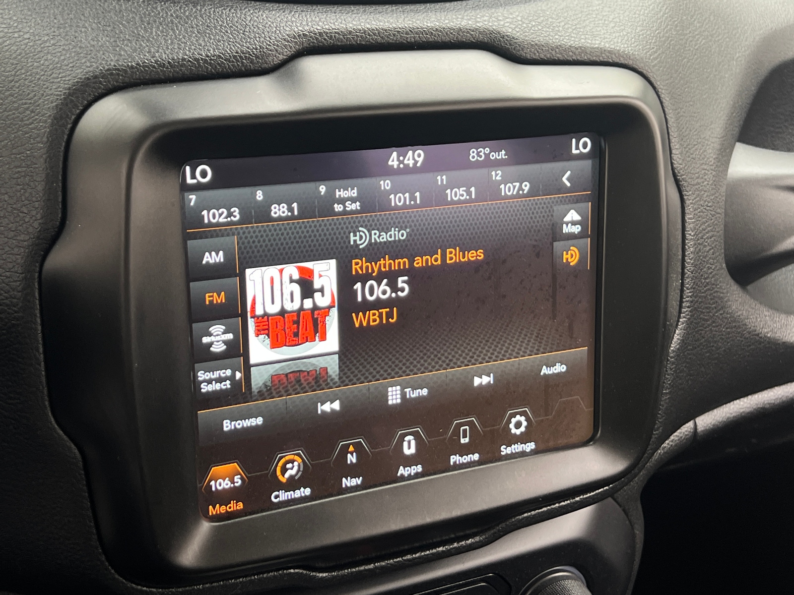 Thumbnail: 2023 Jeep Renegade - 4