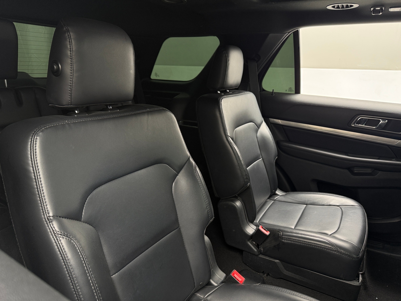 Thumbnail: 2019 Ford Explorer - 6