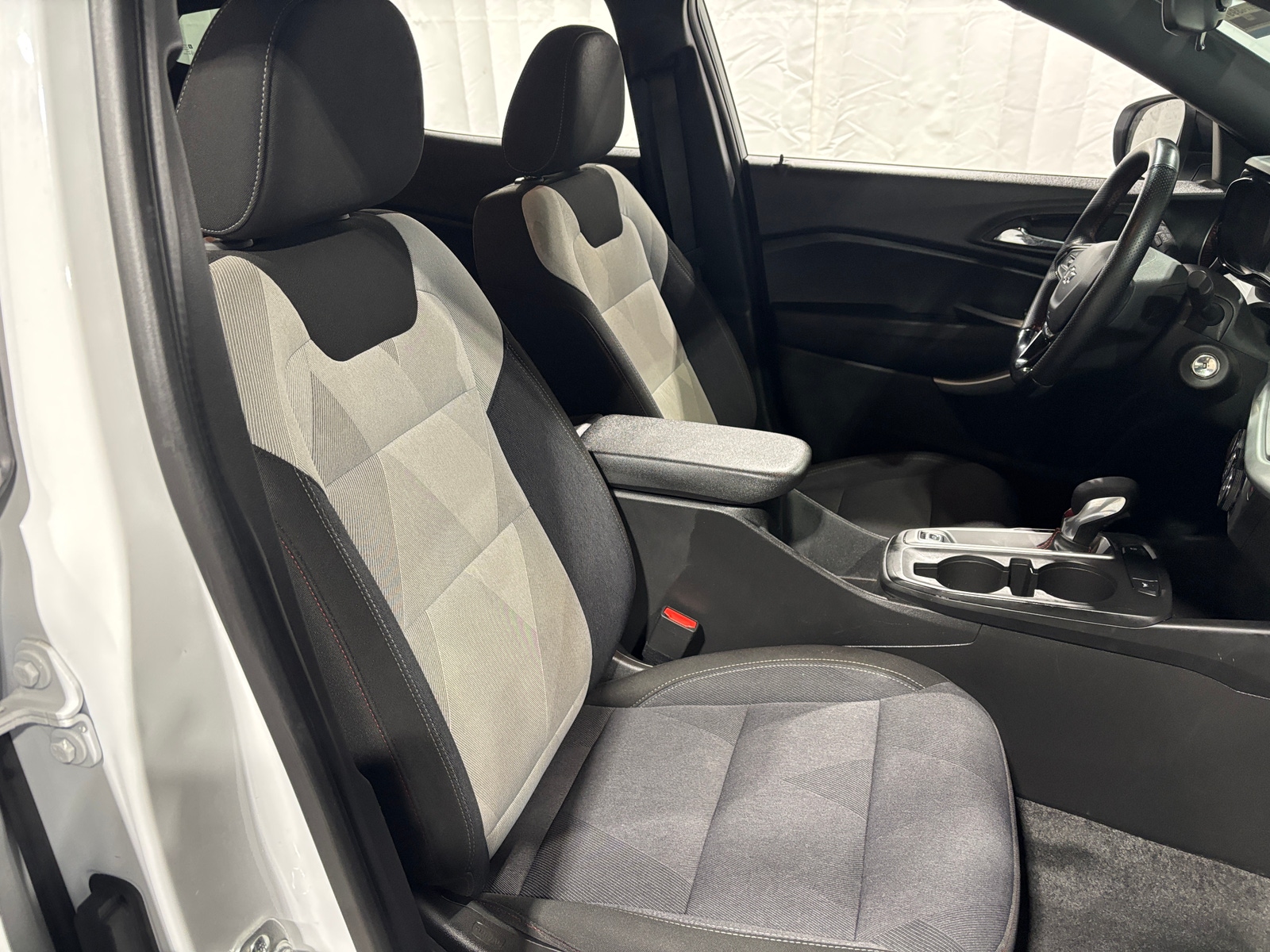 Thumbnail: 2024 Chevrolet Trax - 2