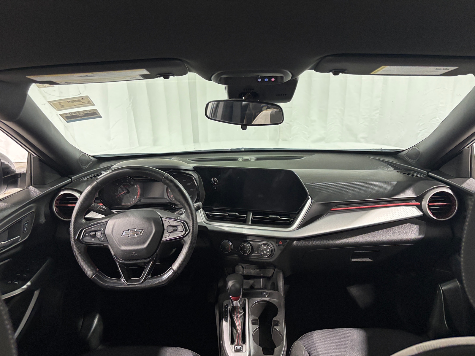 Thumbnail: 2024 Chevrolet Trax - 3