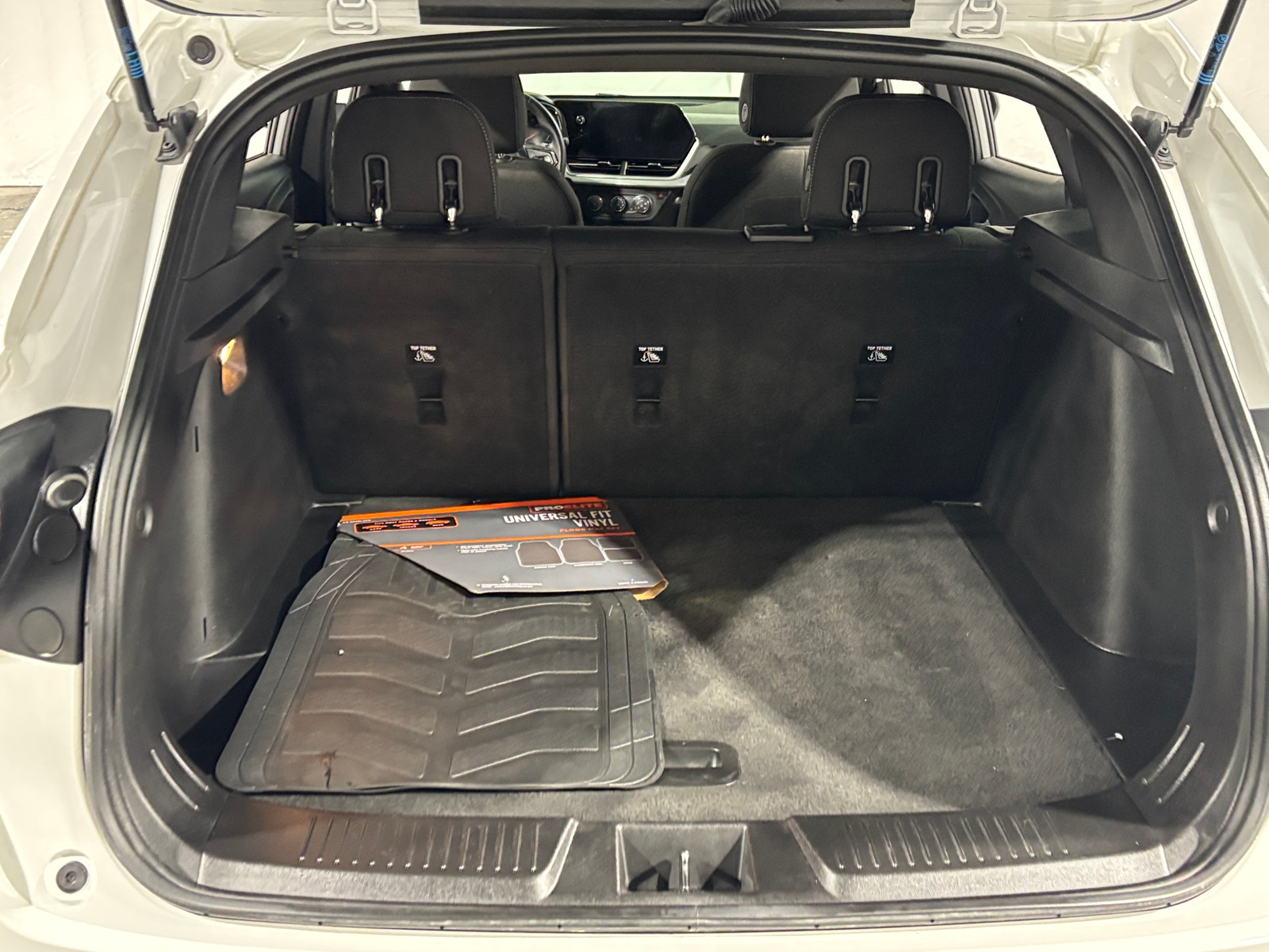 Thumbnail: 2024 Chevrolet Trax - 7