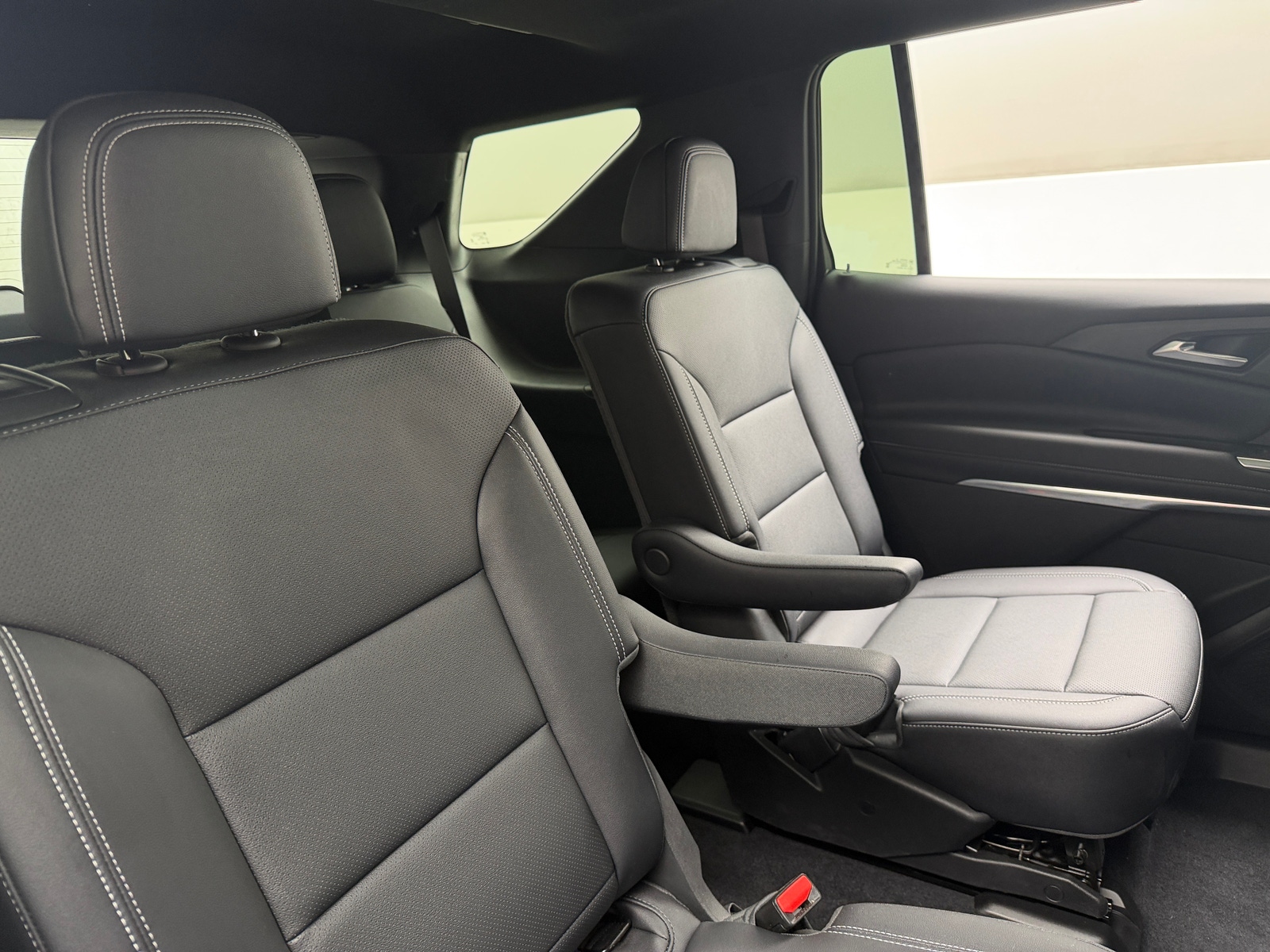 Thumbnail: 2025 Chevrolet Traverse - 5