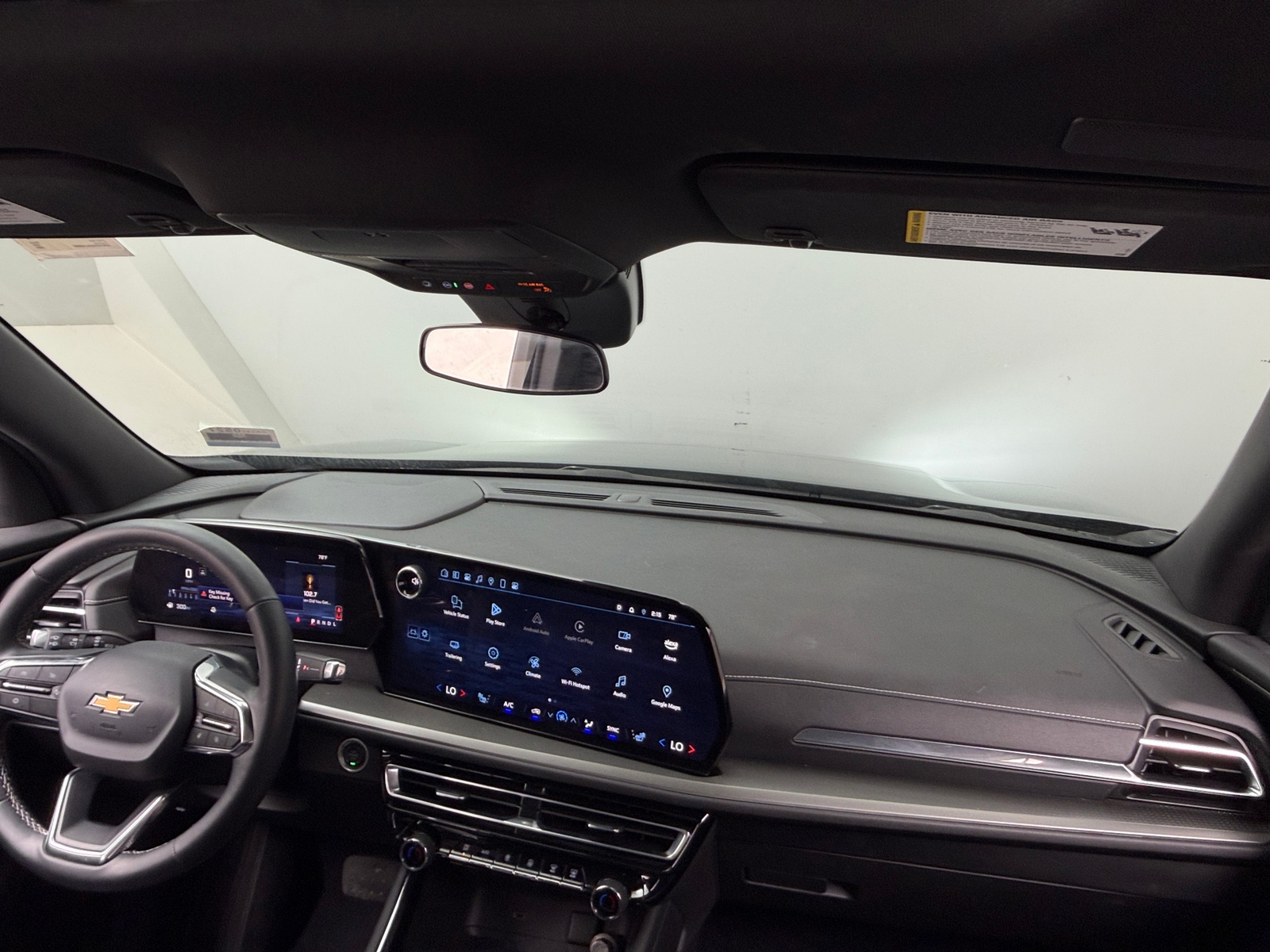 Thumbnail: 2025 Chevrolet Traverse - 2