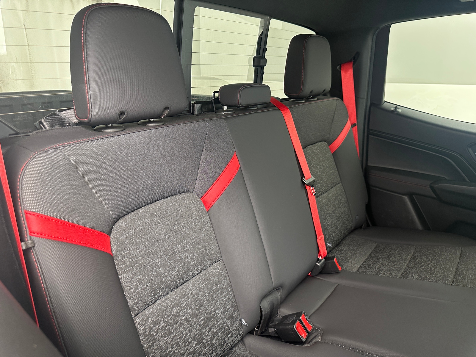 Thumbnail: 2024 Chevrolet Colorado - 6