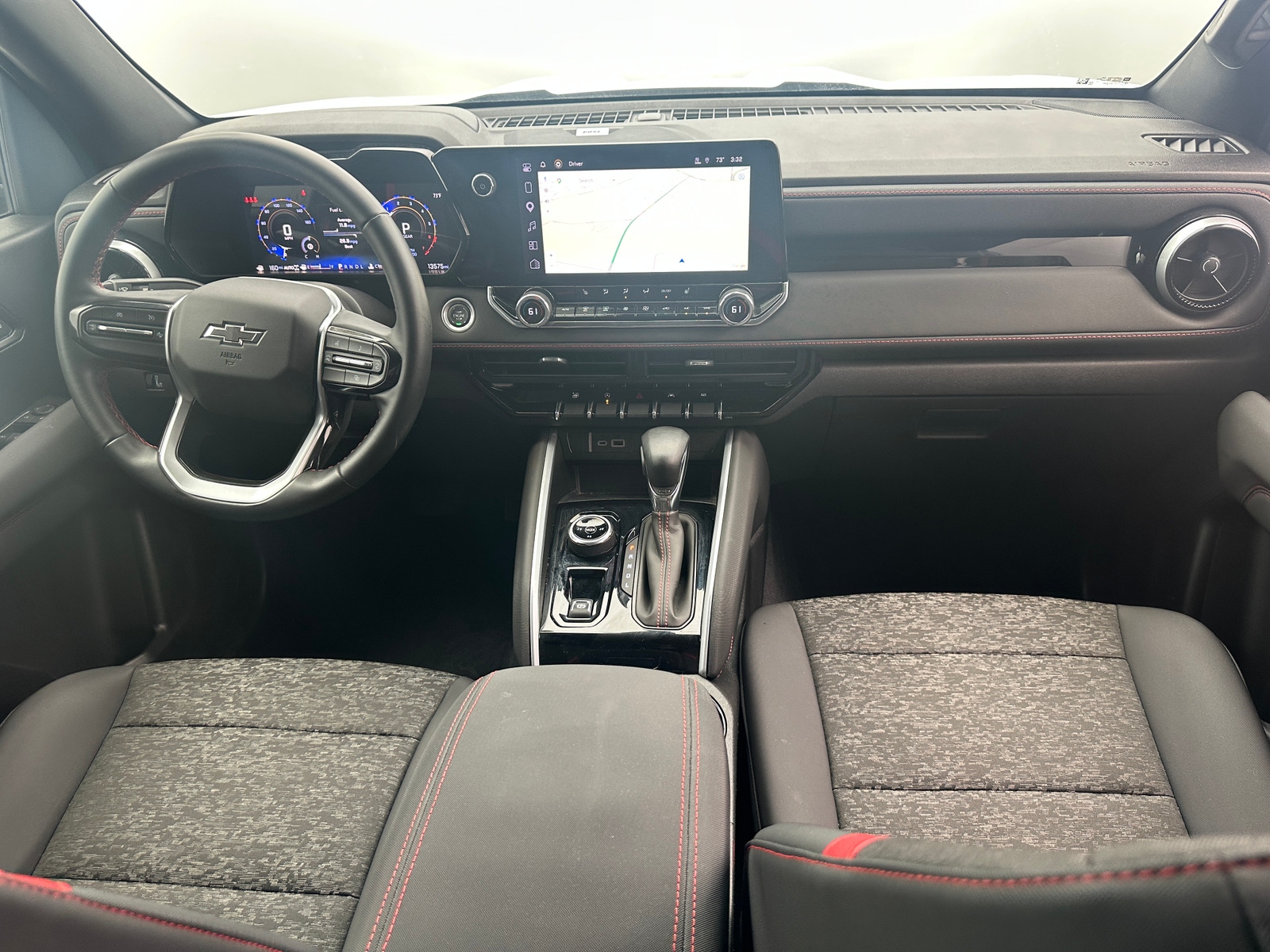 Thumbnail: 2024 Chevrolet Colorado - 3