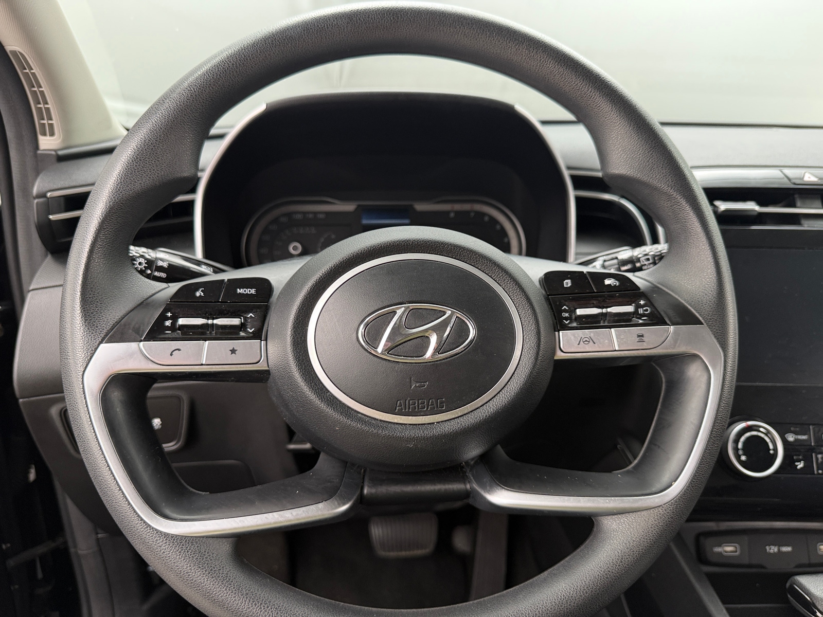 Thumbnail: 2022 Hyundai Tucson - 5