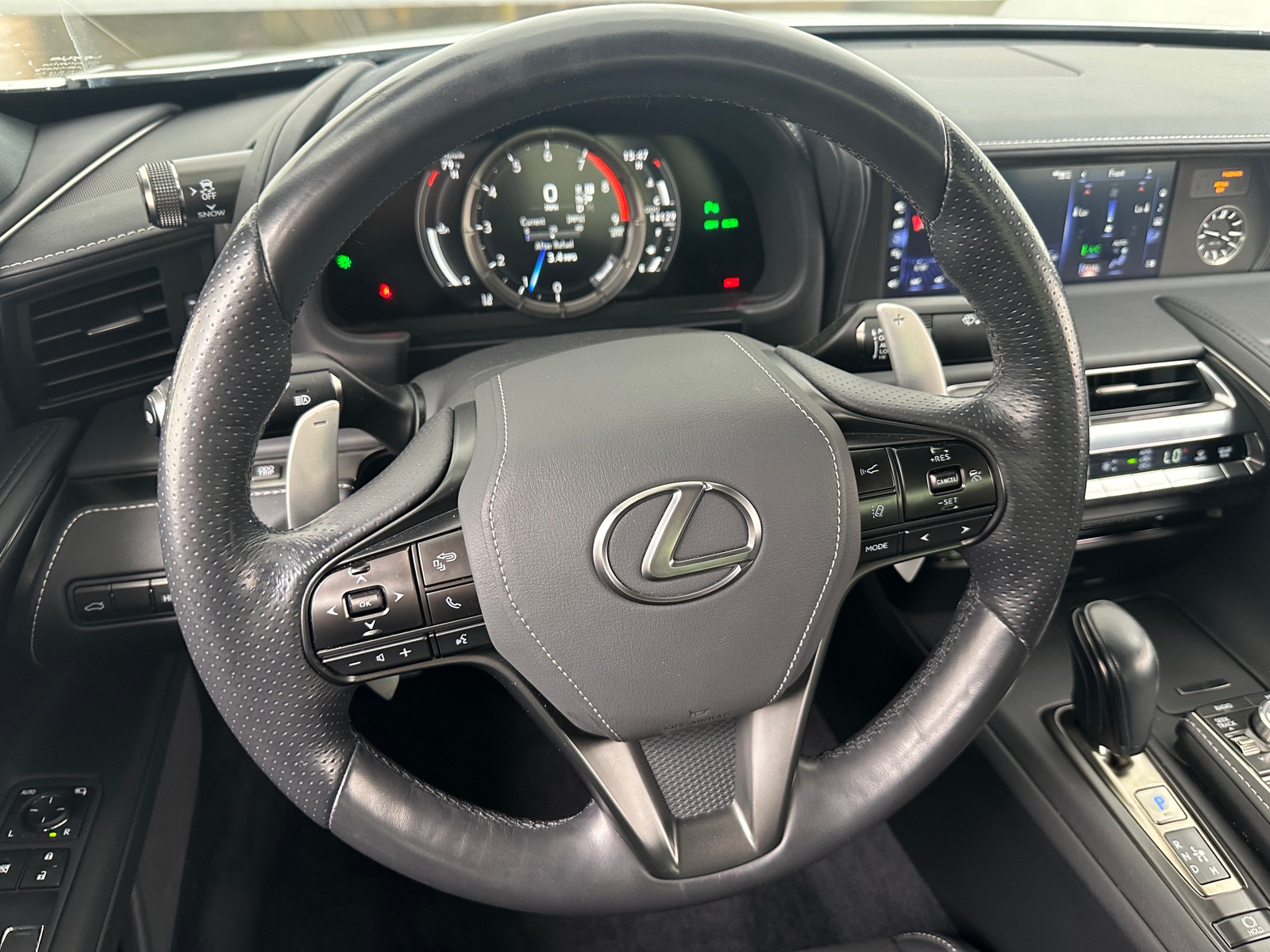 Thumbnail: 2018 Lexus LC - 3