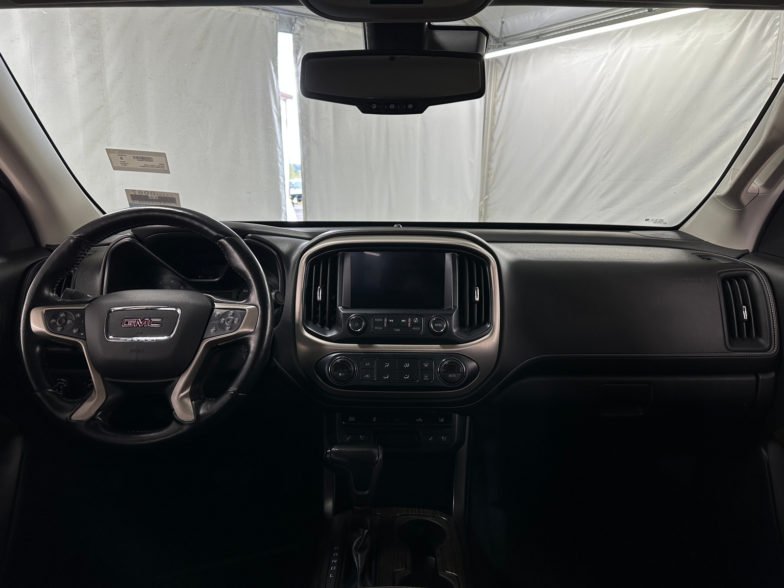 Thumbnail: 2017 GMC Canyon - 2