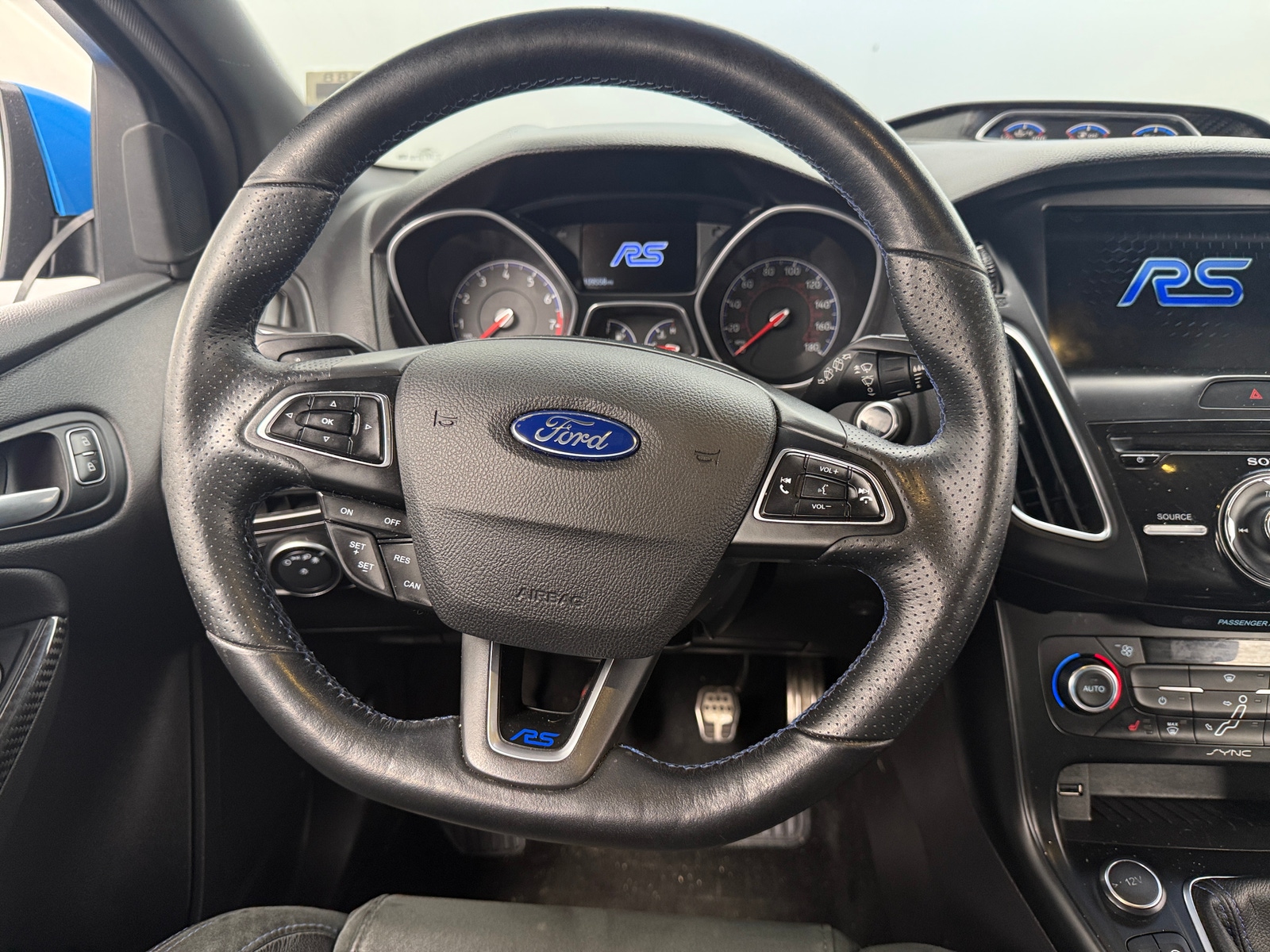 Thumbnail: 2016 Ford Focus - 4