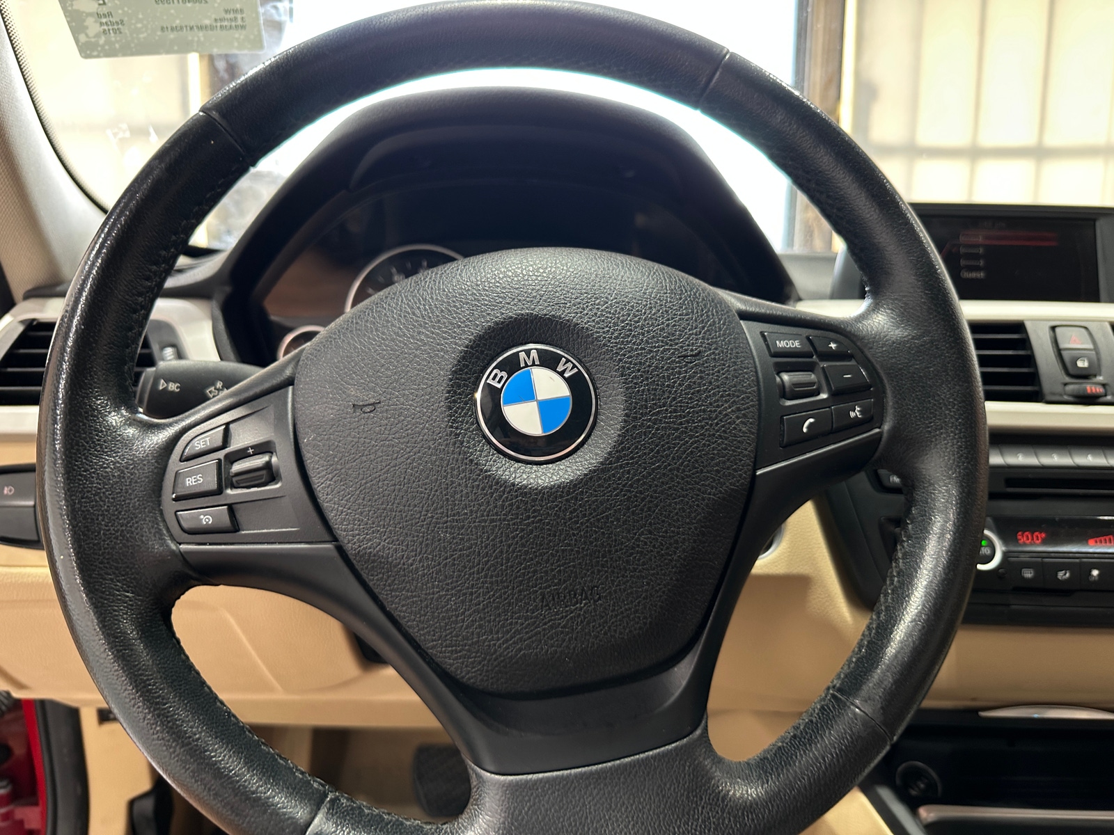 Thumbnail: 2015 BMW 3 Series - 4