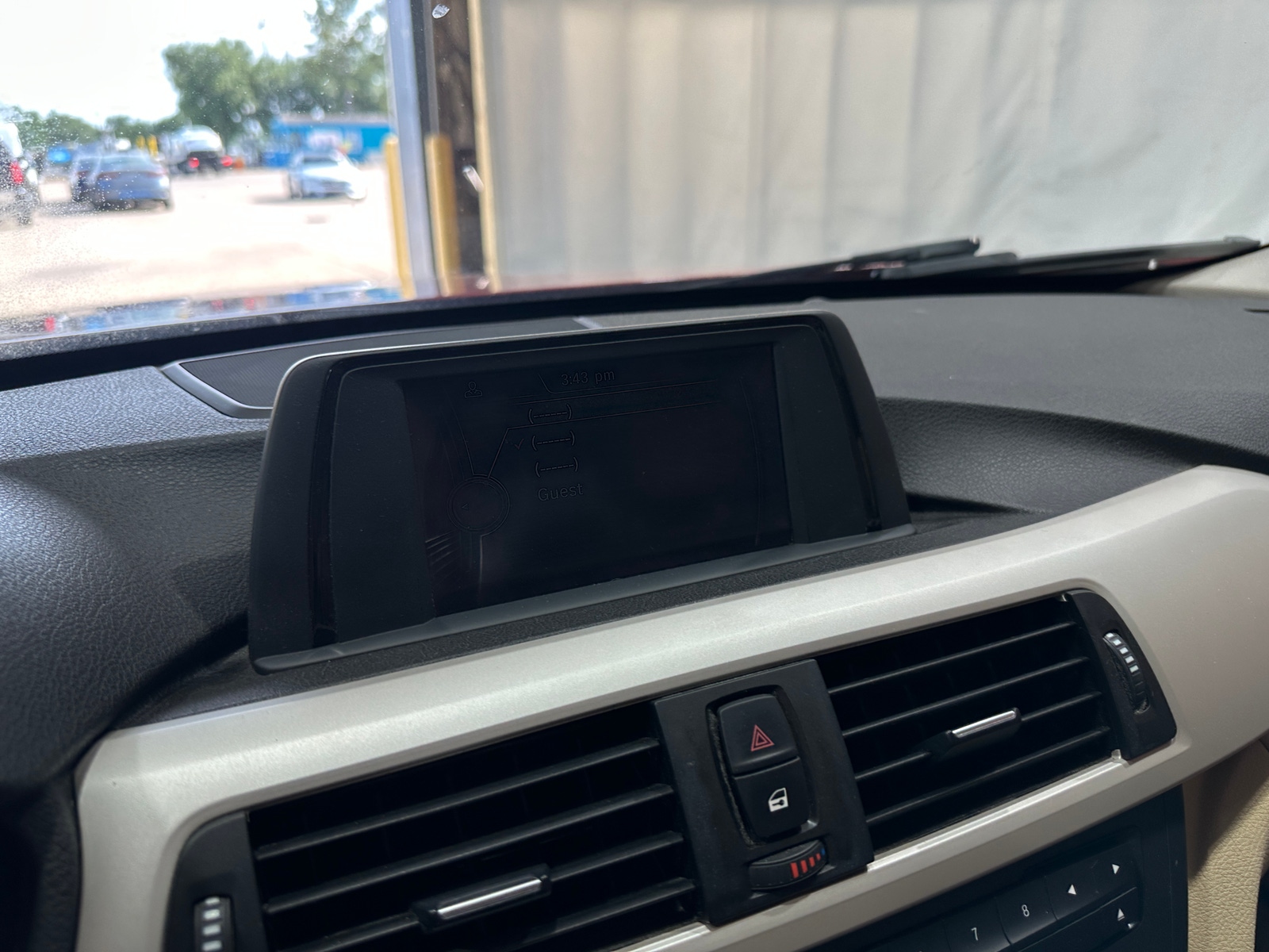 Thumbnail: 2015 BMW 3 Series - 3