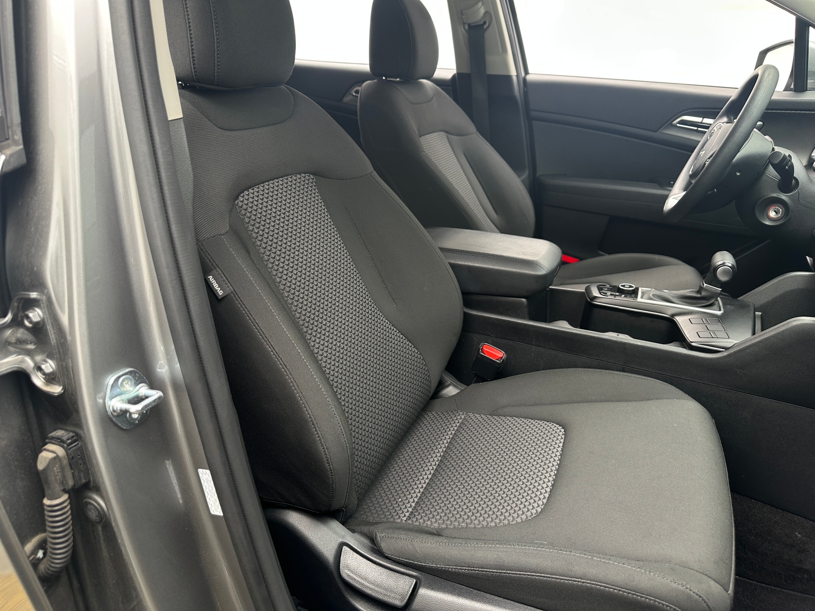 Thumbnail: 2025 Kia Sportage - 2