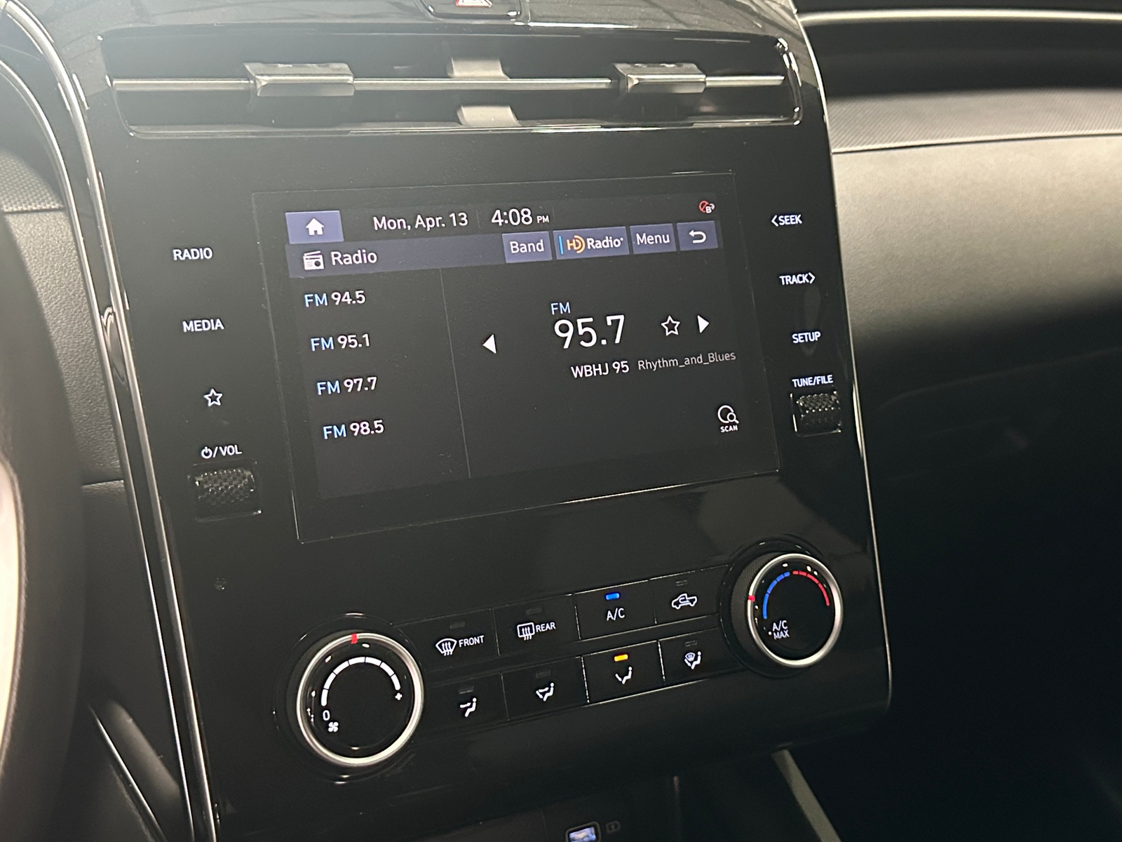 Thumbnail: 2022 Hyundai Santa Cruz - 4